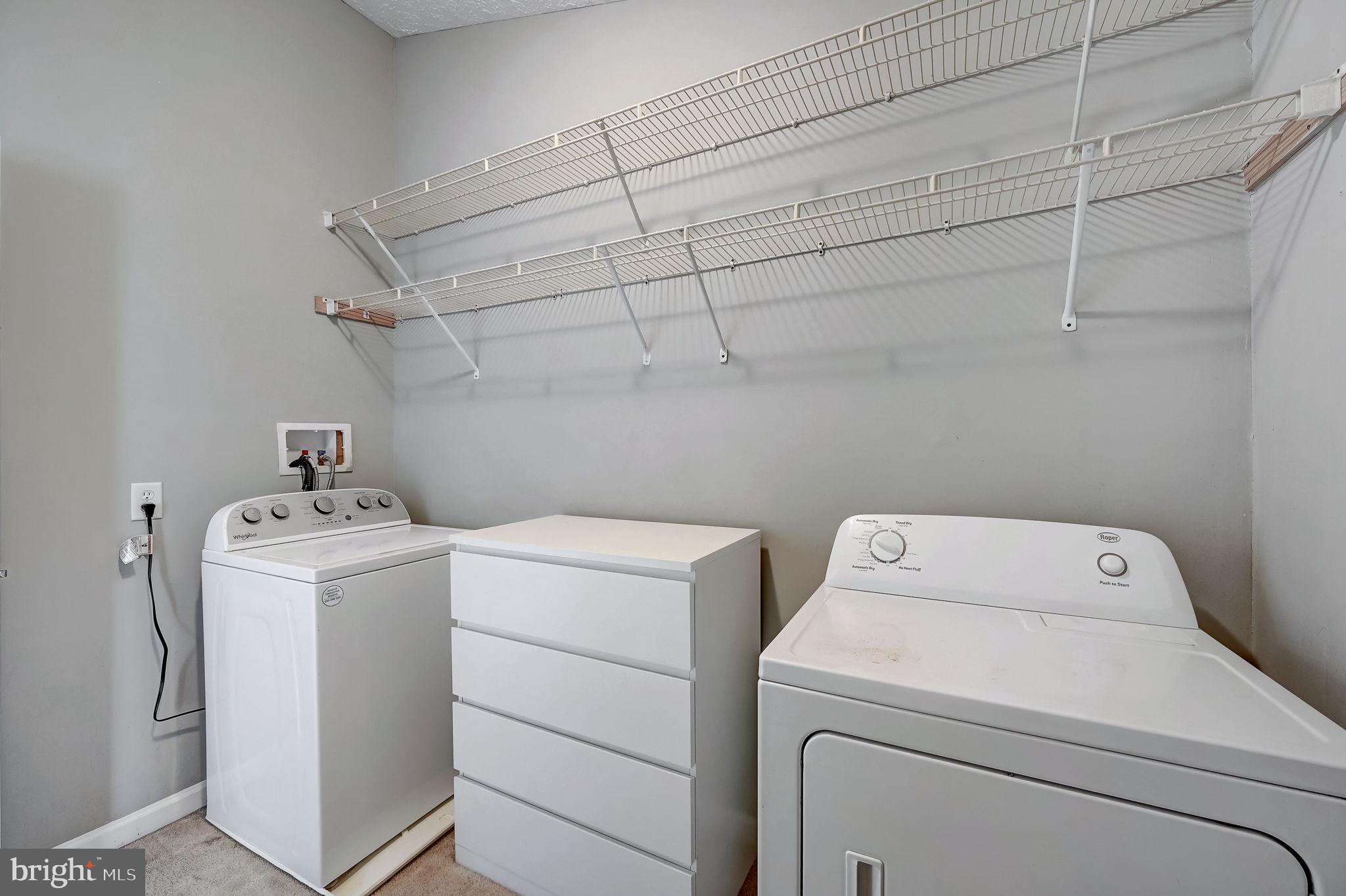 CONSTANT FRIENDSHIP - Residential