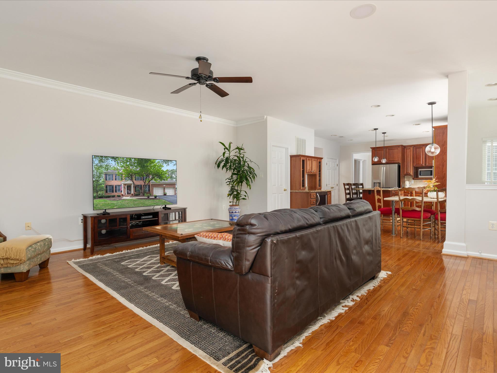 WOODLEA MANOR - Residential