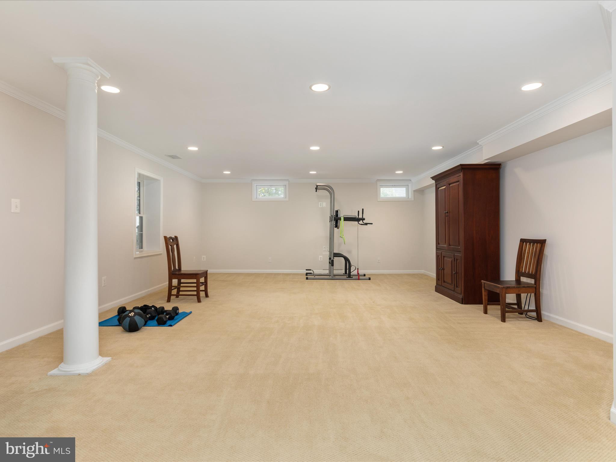 WOODLEA MANOR - Residential