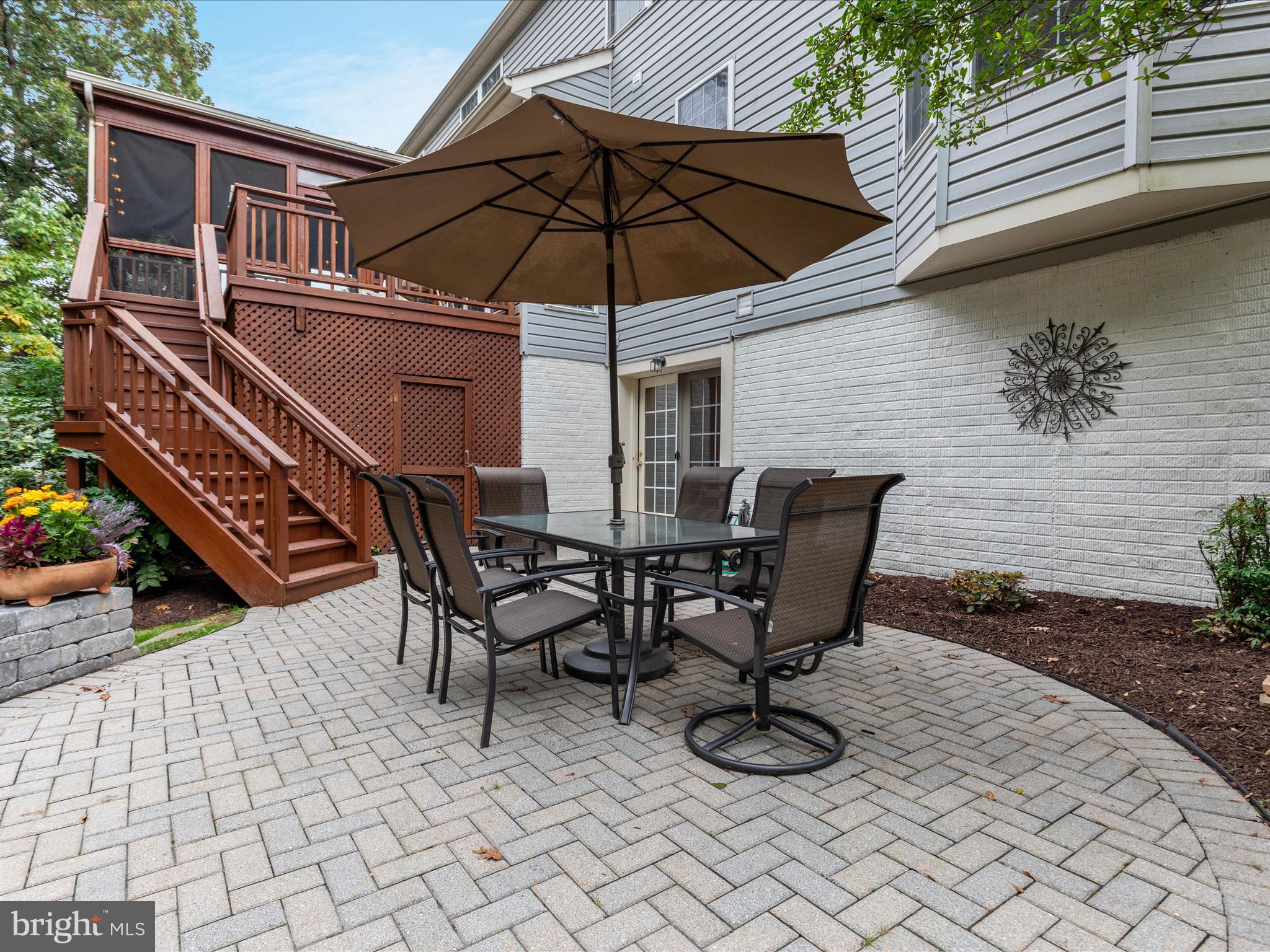 WOODLEA MANOR - Residential