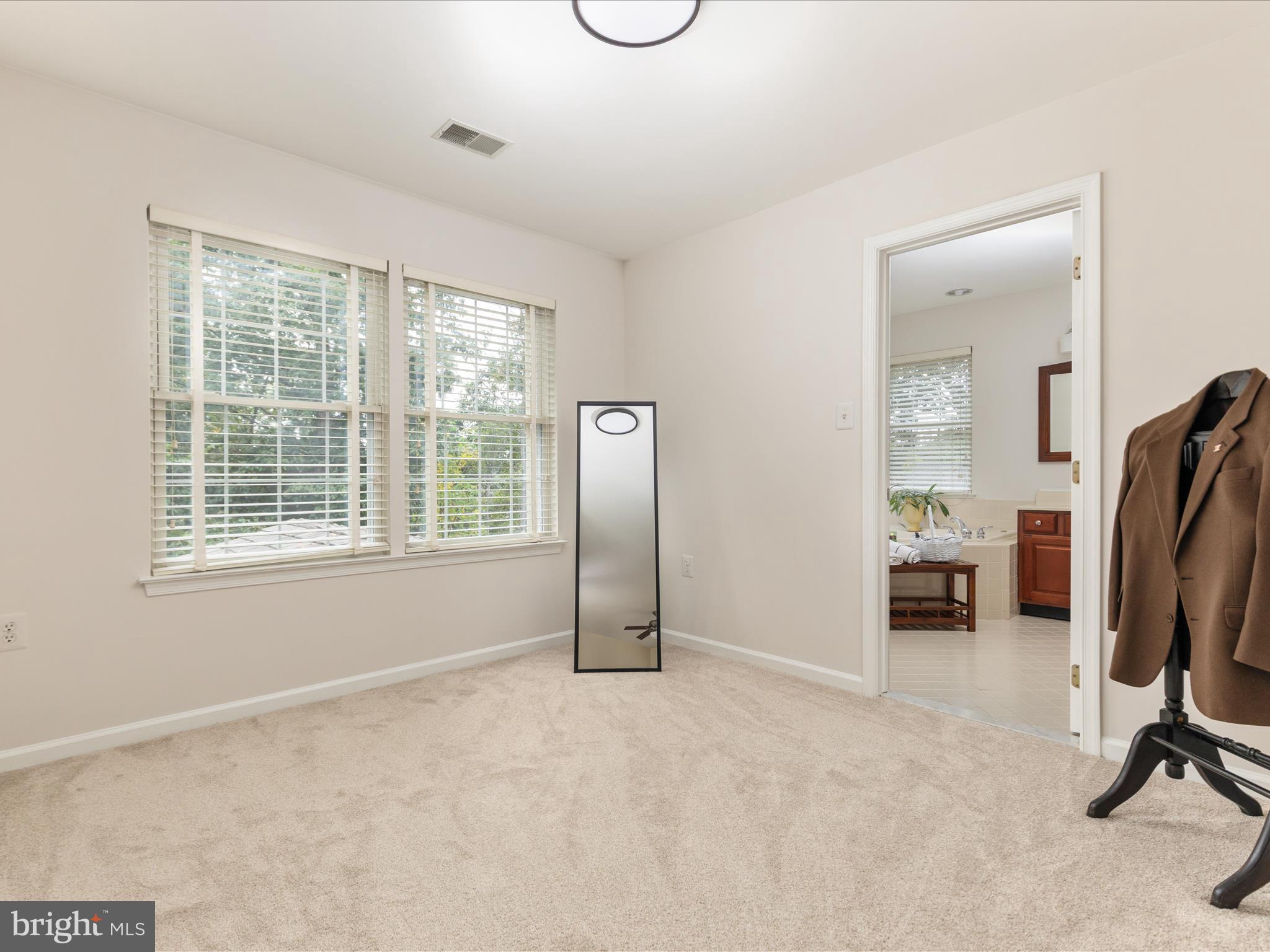 WOODLEA MANOR - Residential