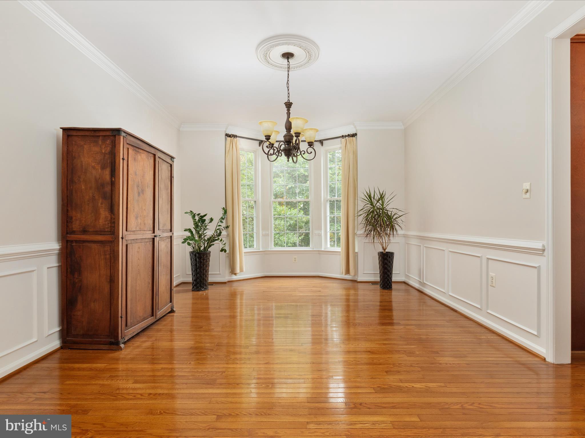 WOODLEA MANOR - Residential