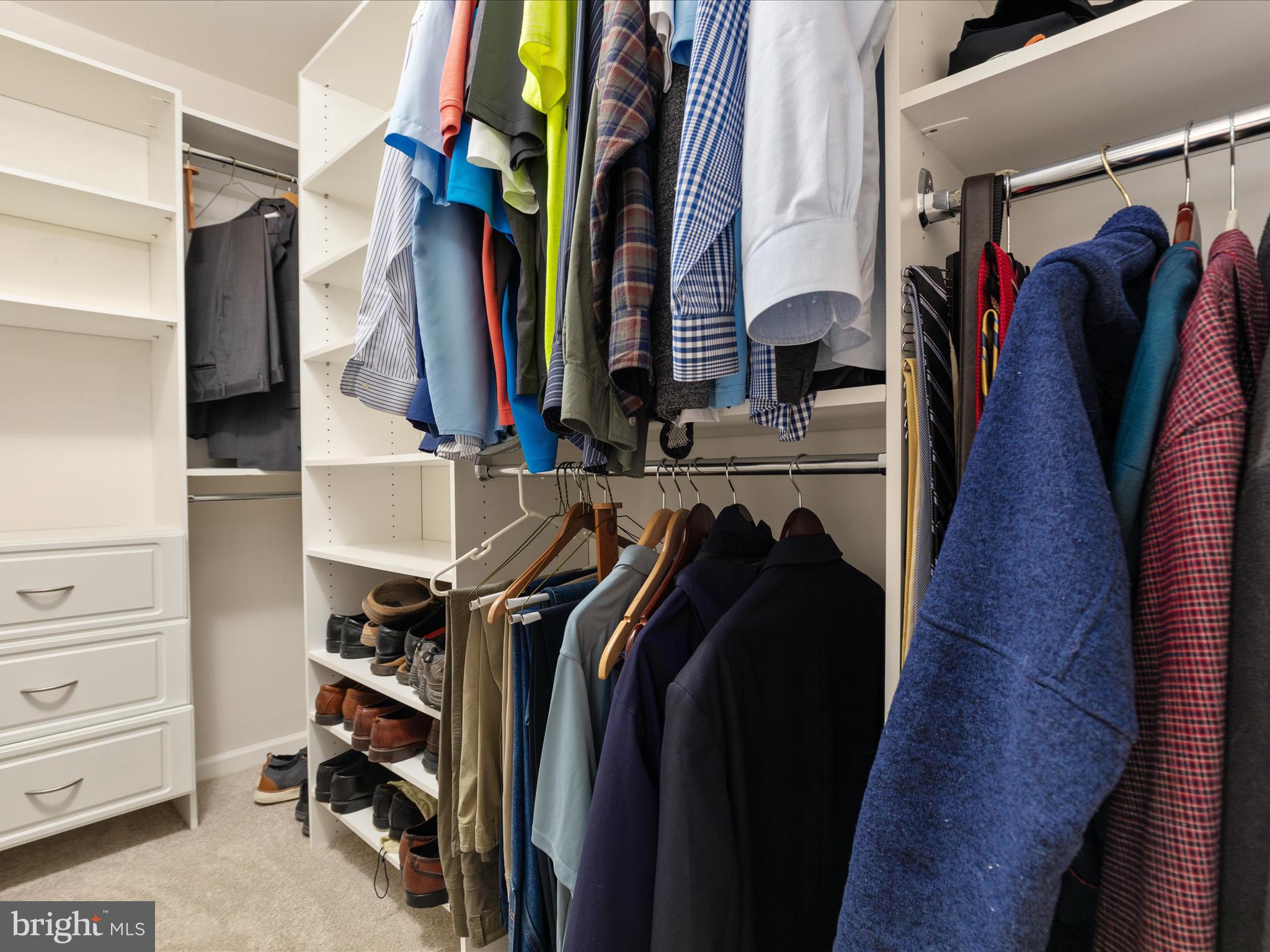 WOODLEA MANOR - Residential