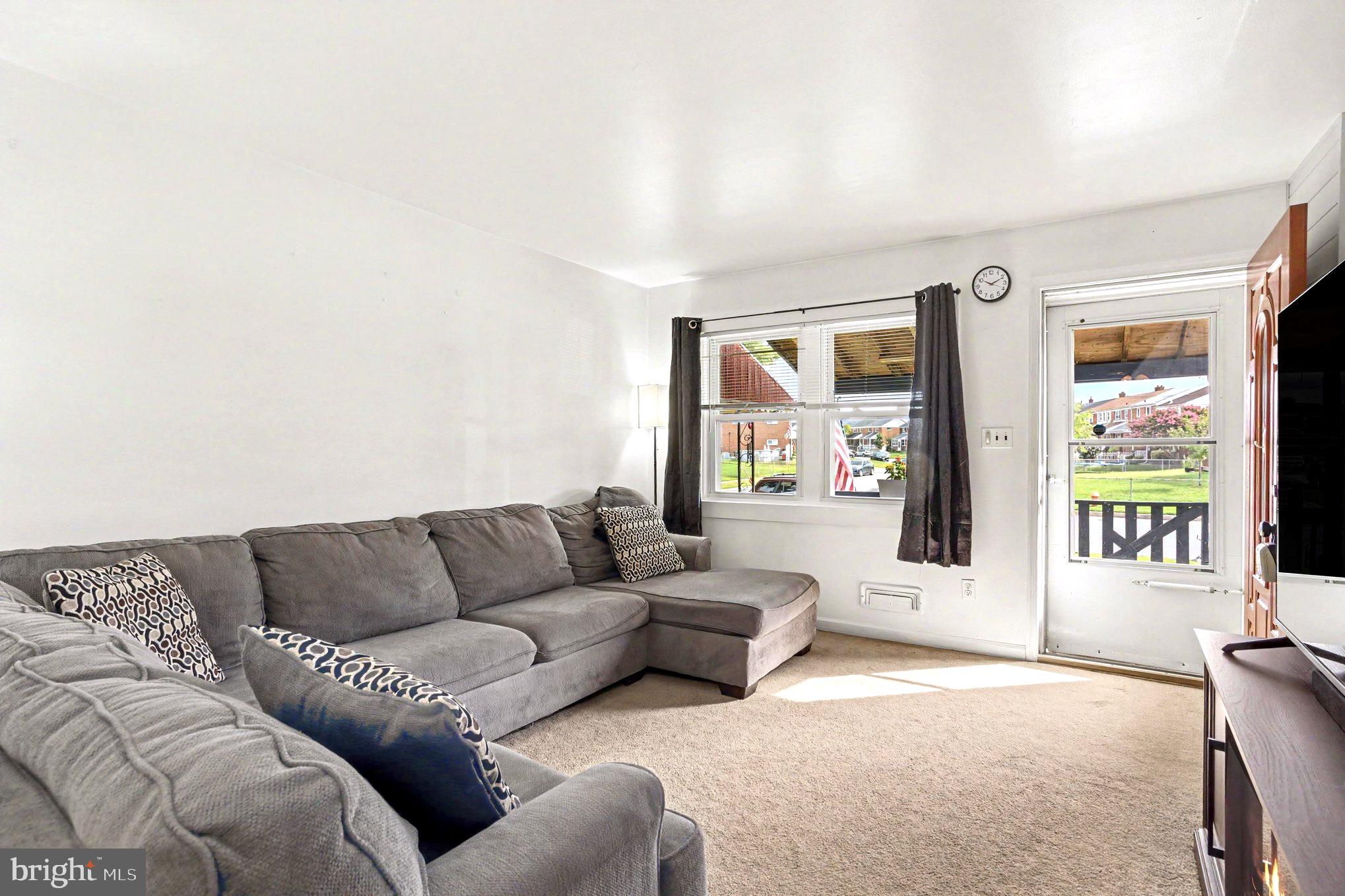 7721 CHARLESMONT