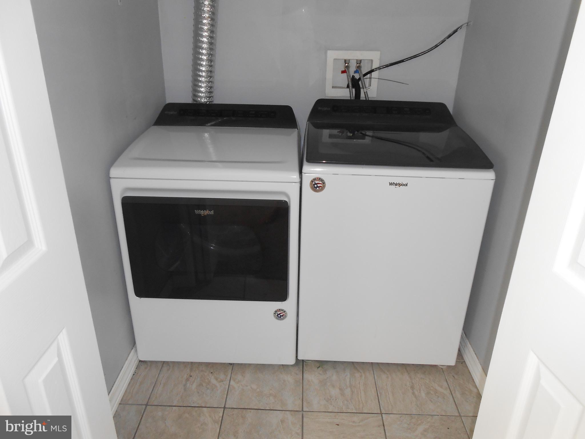 RIVERSIDE VILLAGES - Residential Lease