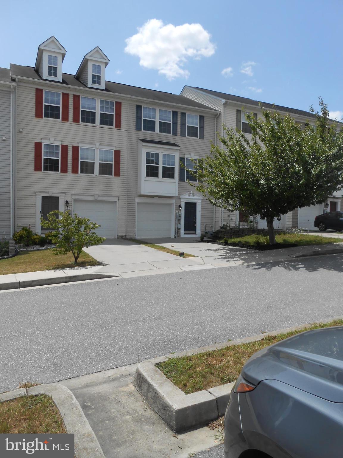 RIVERSIDE VILLAGES - Residential Lease