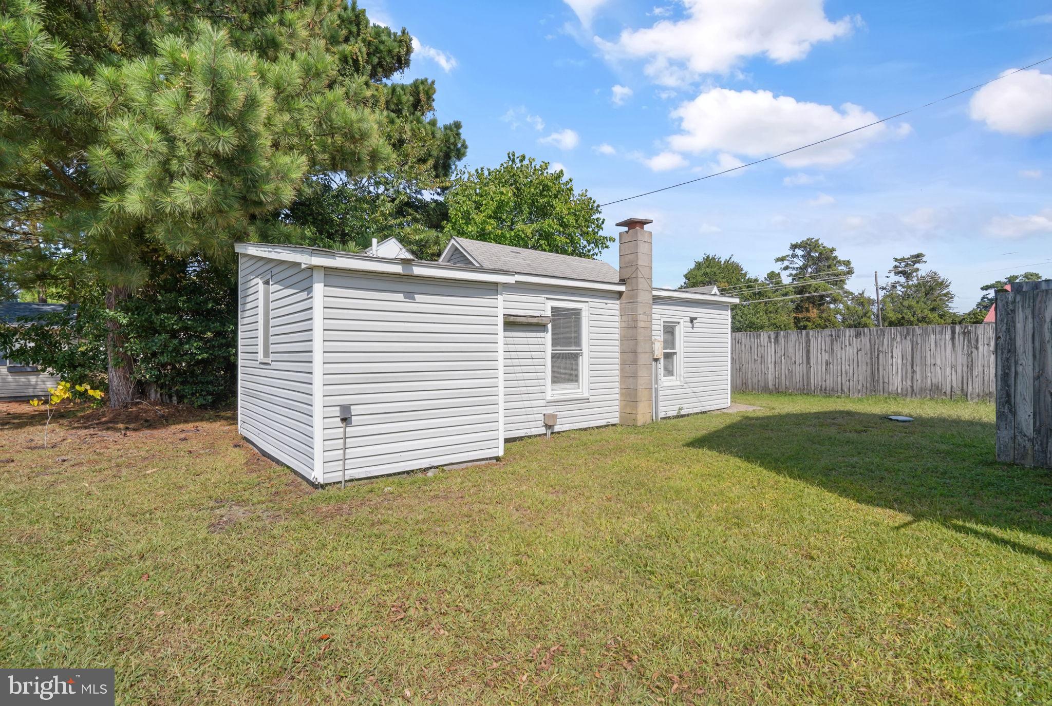 3427 RIDGE ROAD