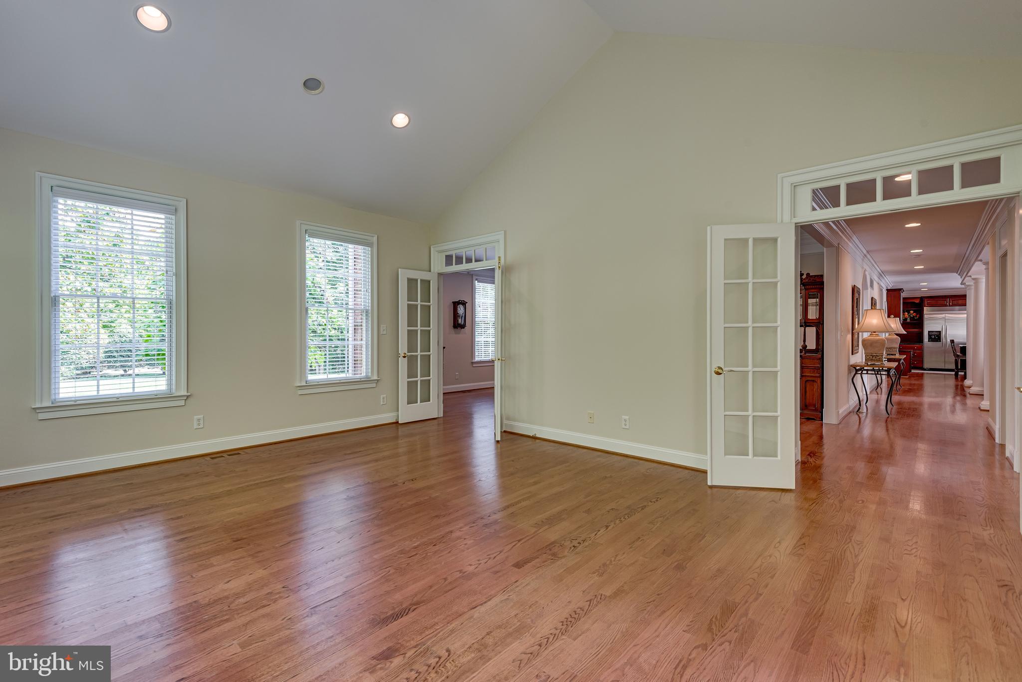 SPRING FIELDS - Residential