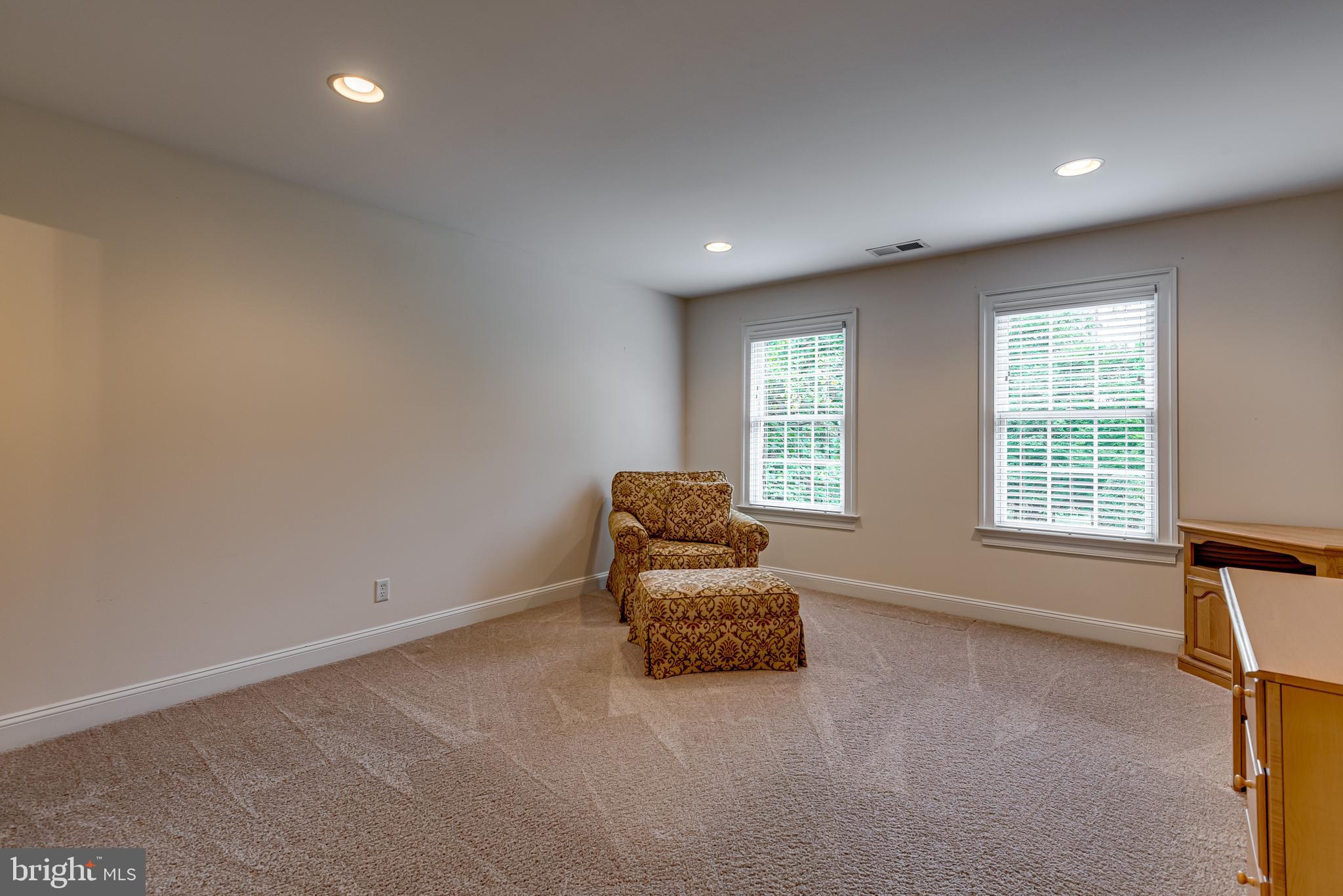 SPRING FIELDS - Residential