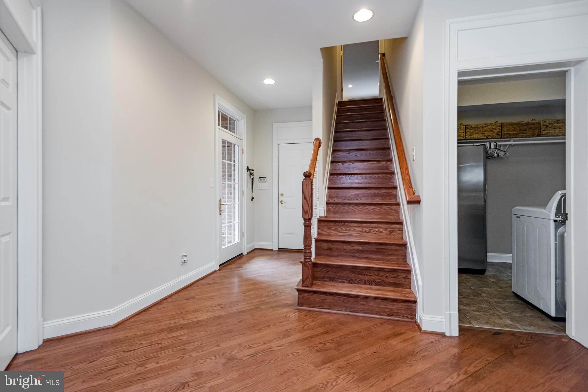 SPRING FIELDS - Residential