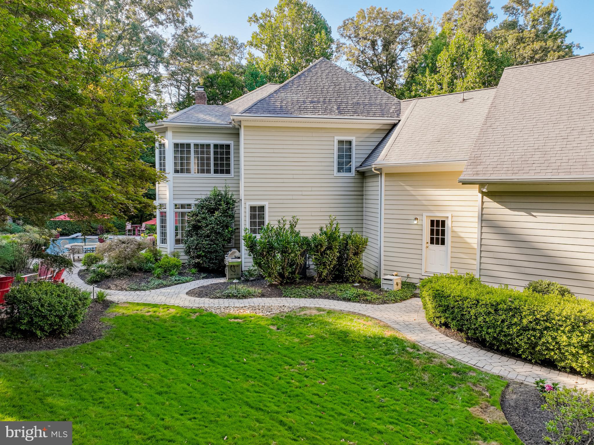 SPRING FIELDS - Residential