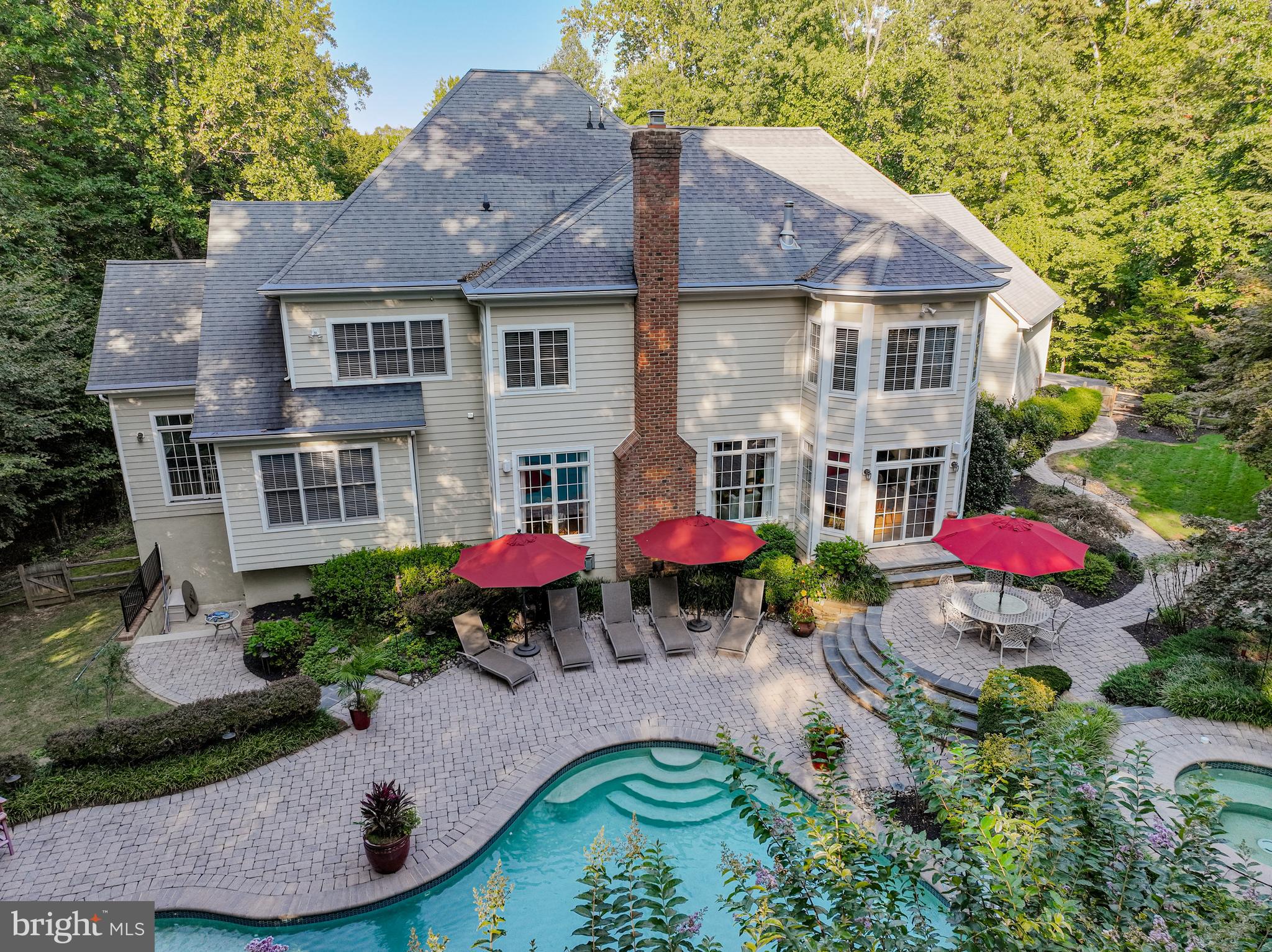 SPRING FIELDS - Residential