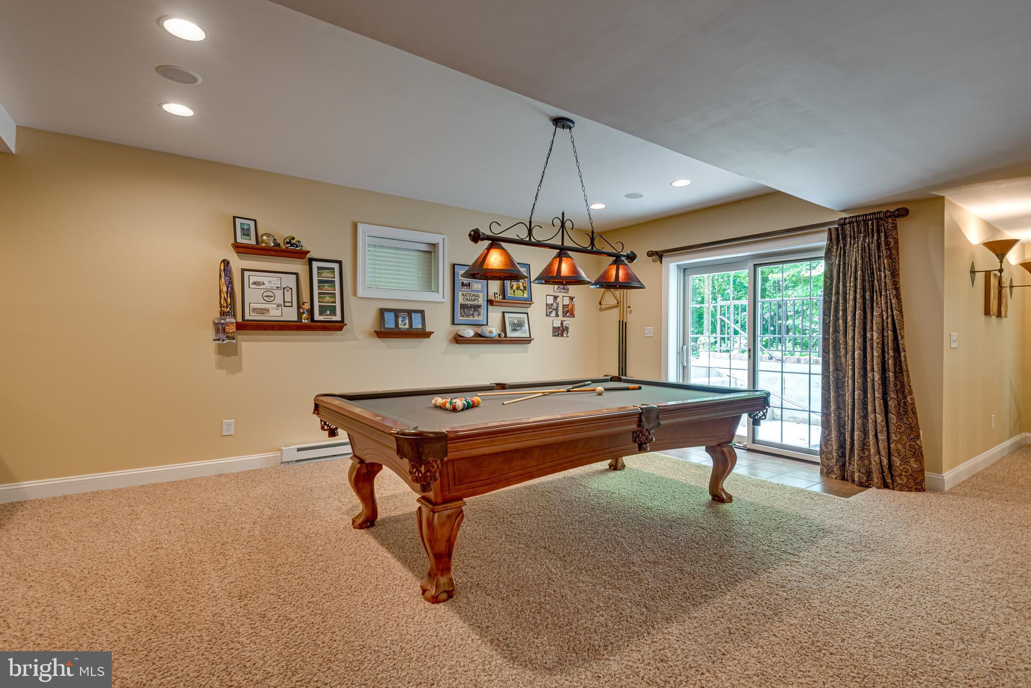 SPRING FIELDS - Residential