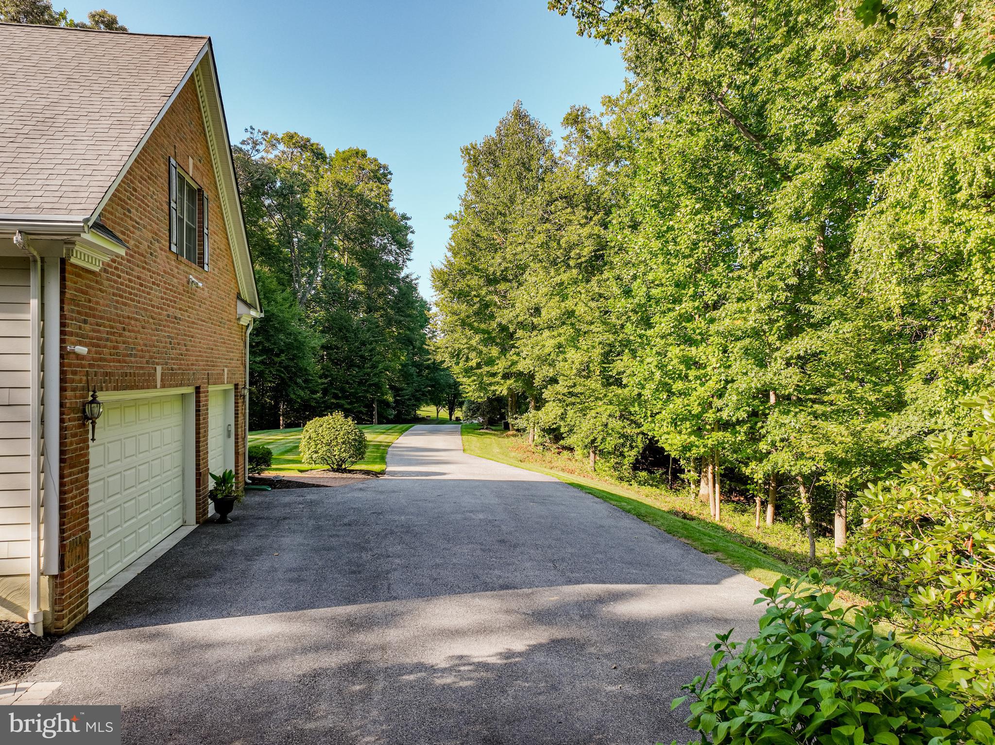 SPRING FIELDS - Residential