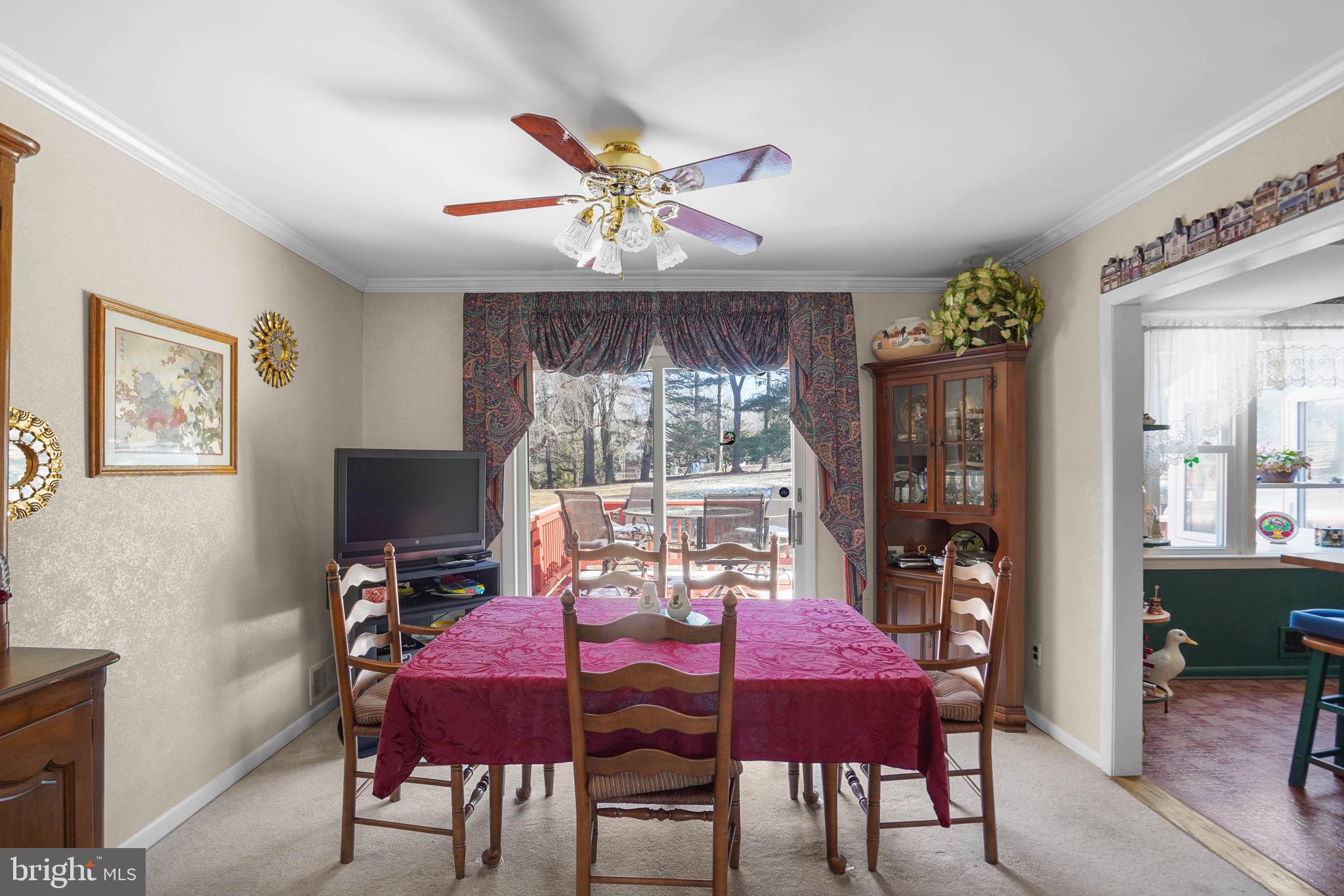 SHERWOOD FOREST MANOR - Residential