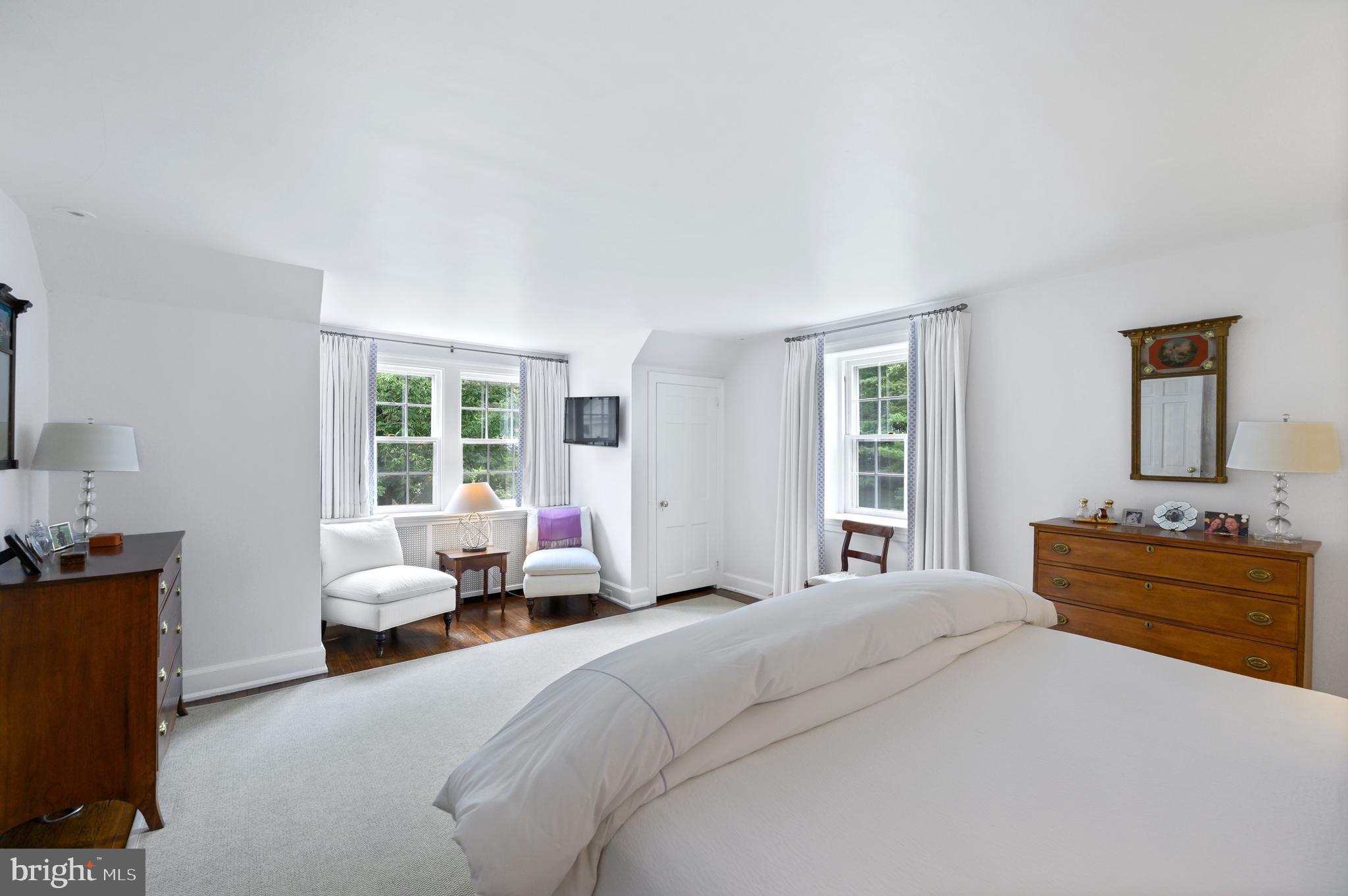 ASHWOOD MANOR - Residential