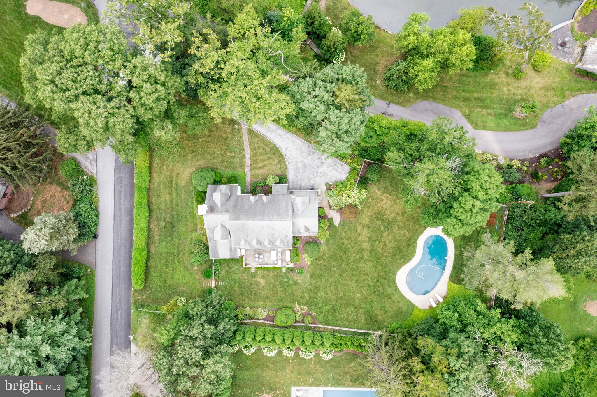 ASHWOOD MANOR - Residential