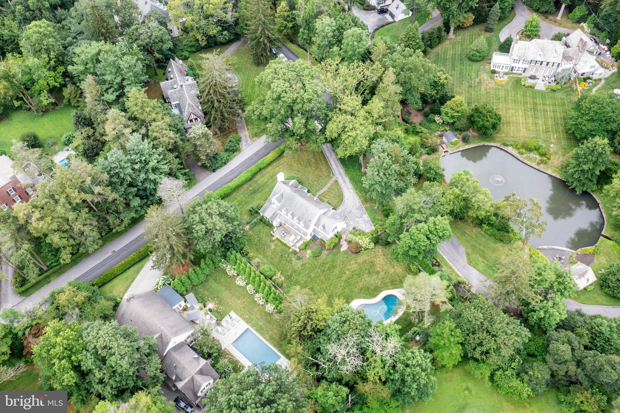 ASHWOOD MANOR - Residential