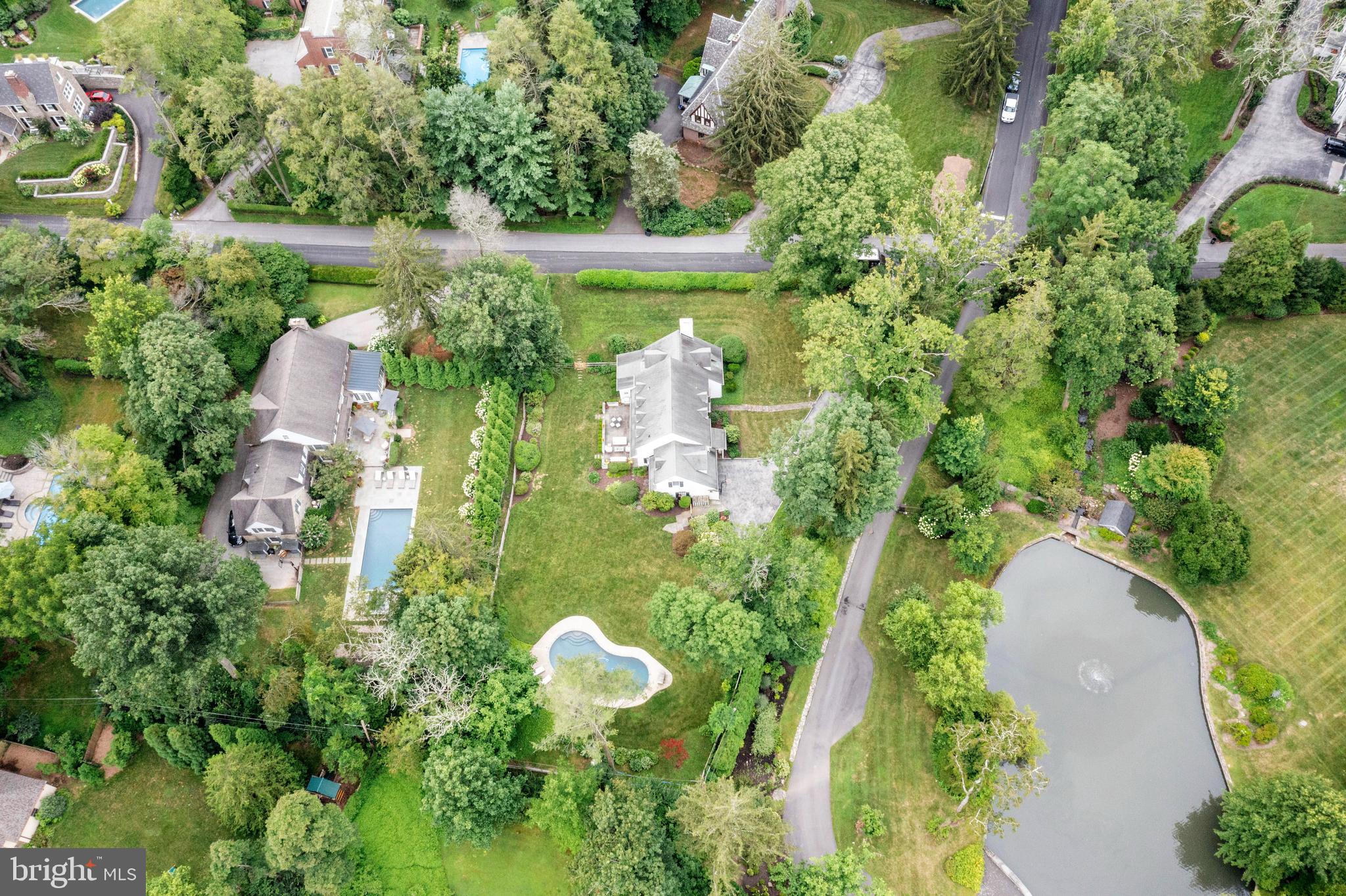 ASHWOOD MANOR - Residential