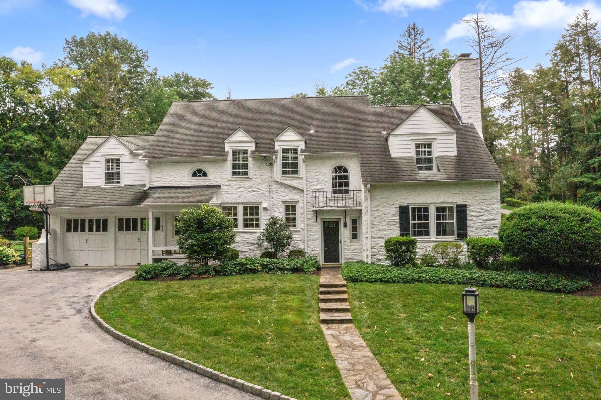 ASHWOOD MANOR - Residential