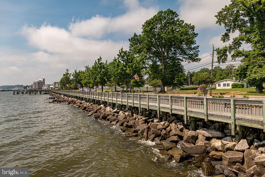 NORTH CHESAPEAKE BEACH - Residential
