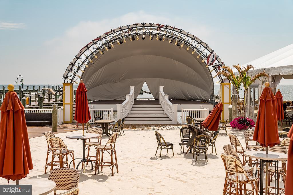 NORTH CHESAPEAKE BEACH - Residential