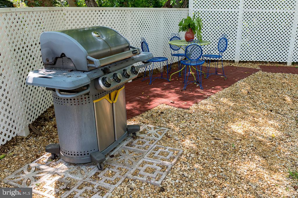 NORTH CHESAPEAKE BEACH - Residential