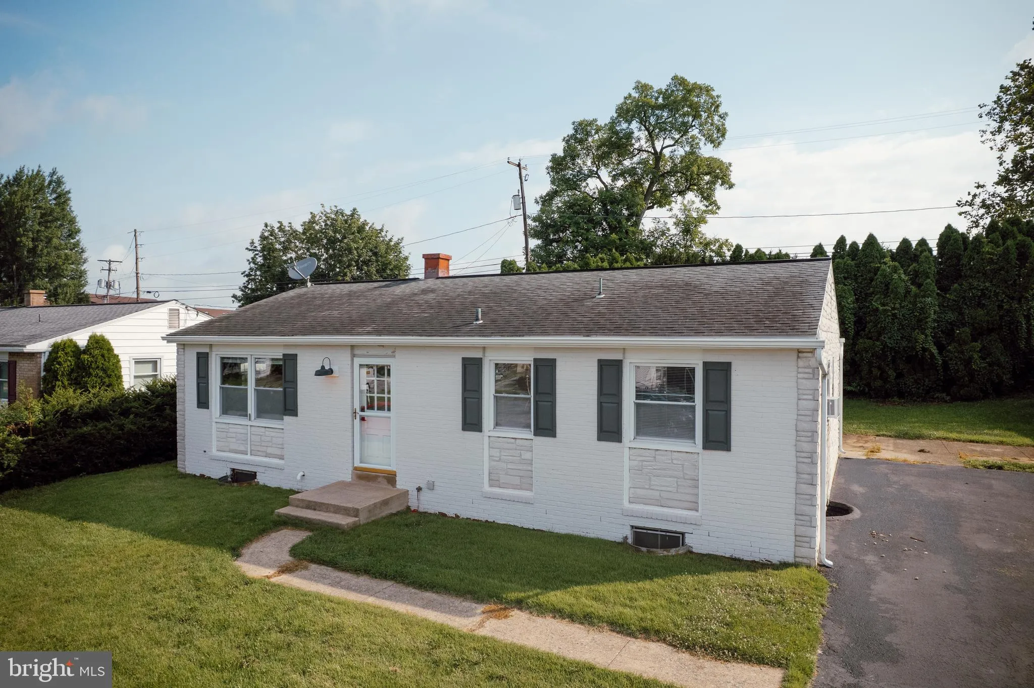 Lancaster, Pennsylvania 17601, United States, 3 Bedrooms Bedrooms, ,1 BathroomBathrooms,Residential,Coming Soon,174561