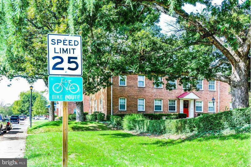 CAMBRIDGE COURTS - Residential