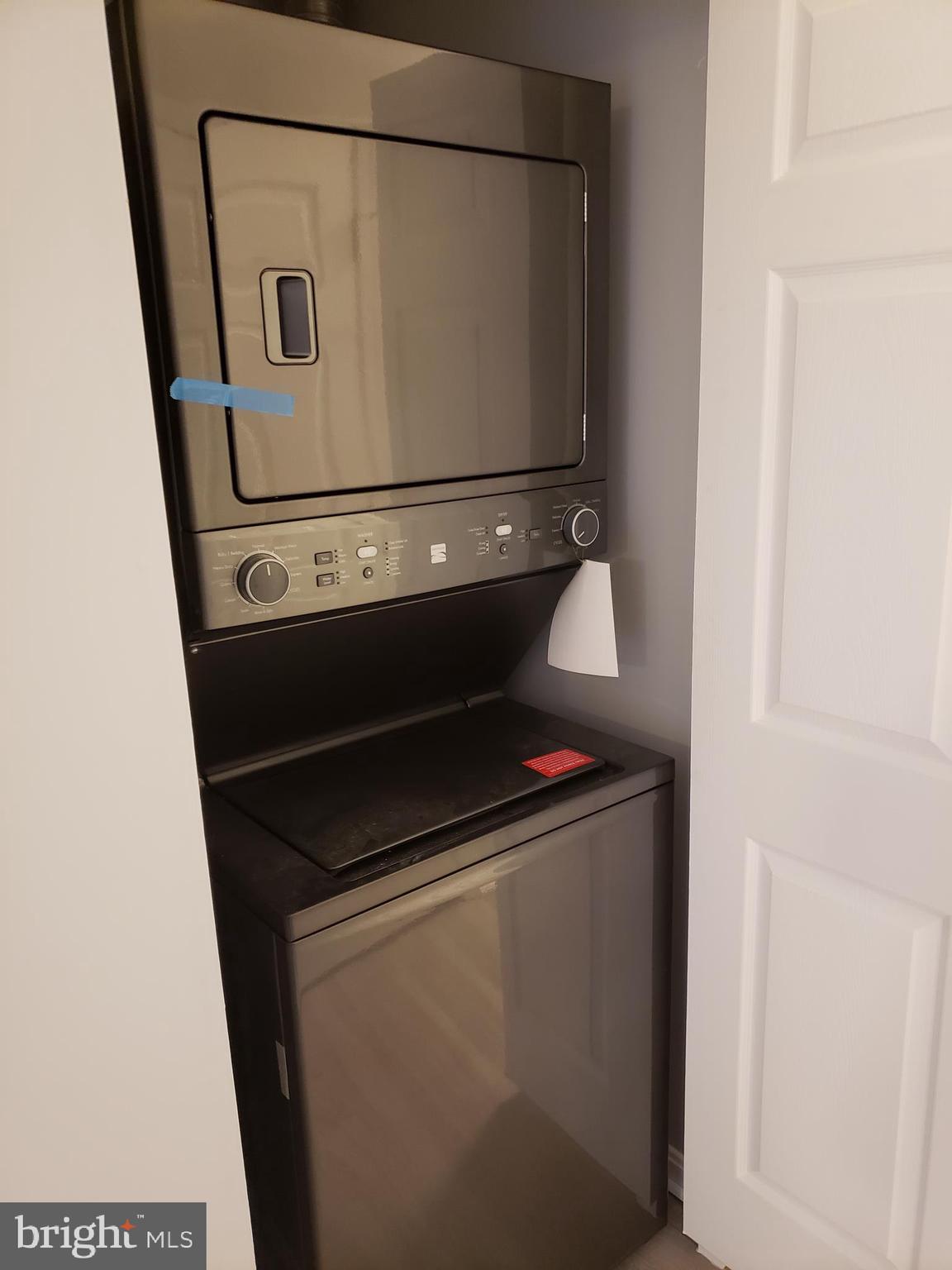 APPLEGATE CONDO - Residential