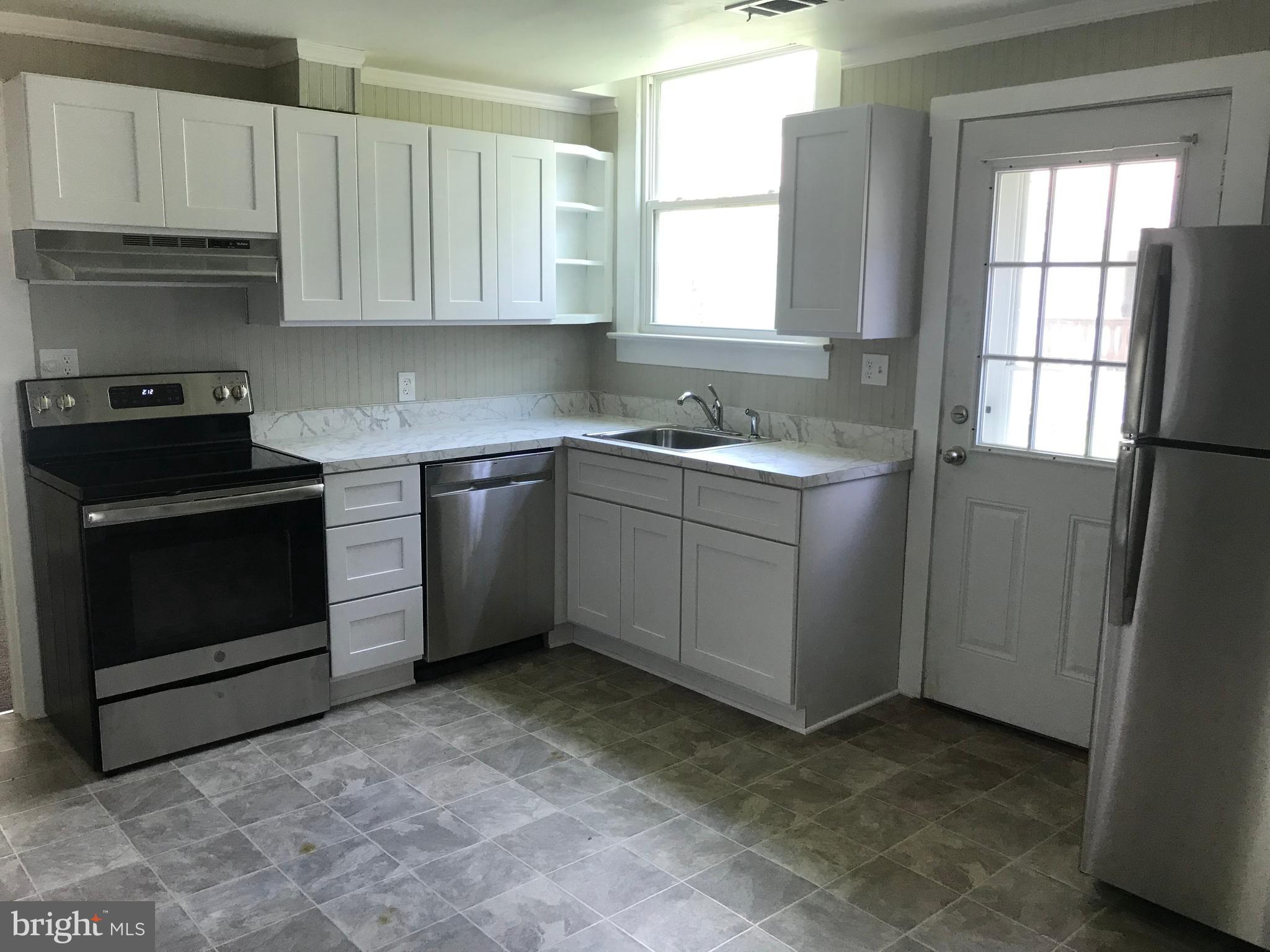 OWINGS BEACH - Residential Lease