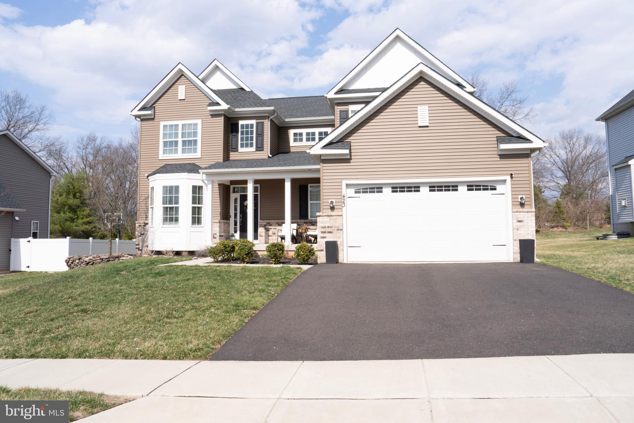 423 JULIANA WAY