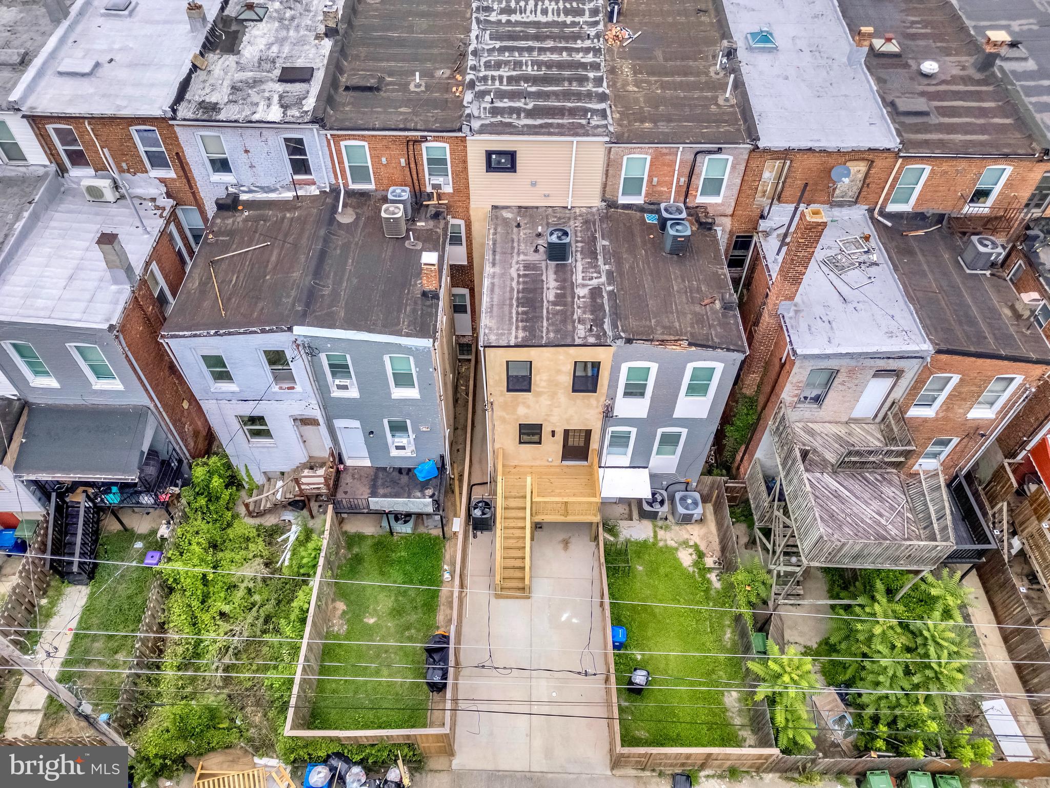 EAST BALTIMORE MIDWAY - Residential