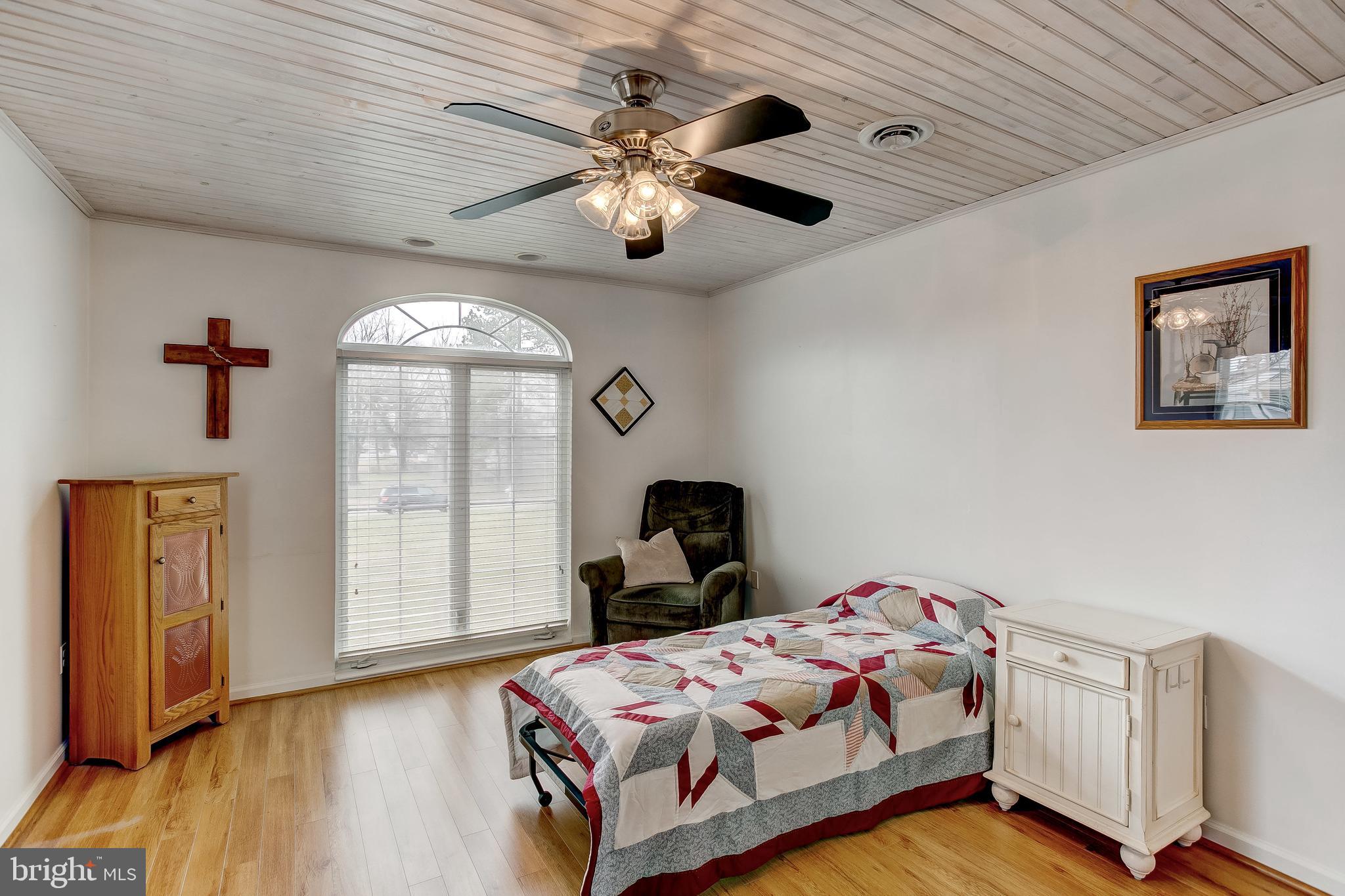 CHESAPEAKE TERRACE - Residential