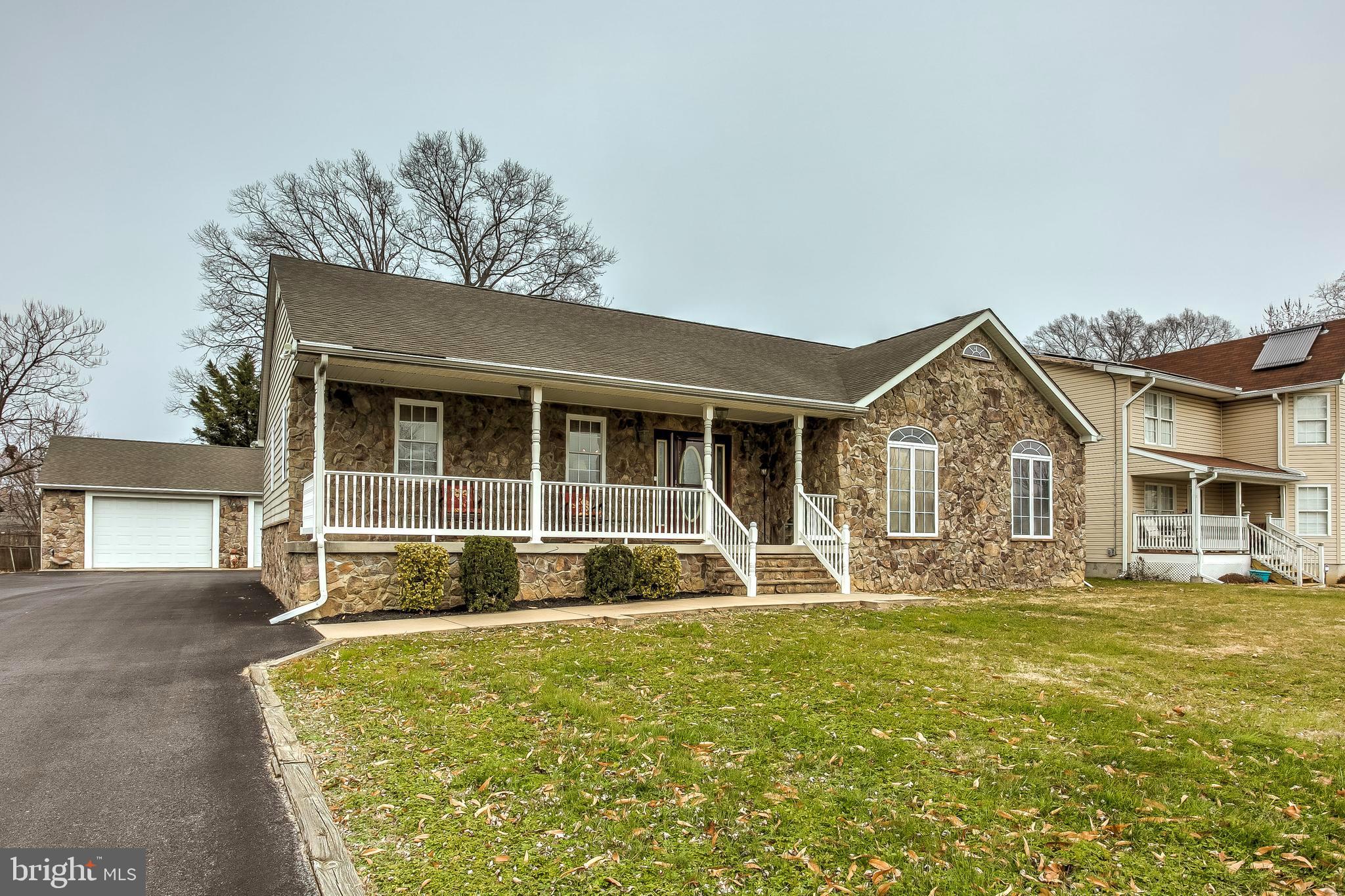 CHESAPEAKE TERRACE - Residential