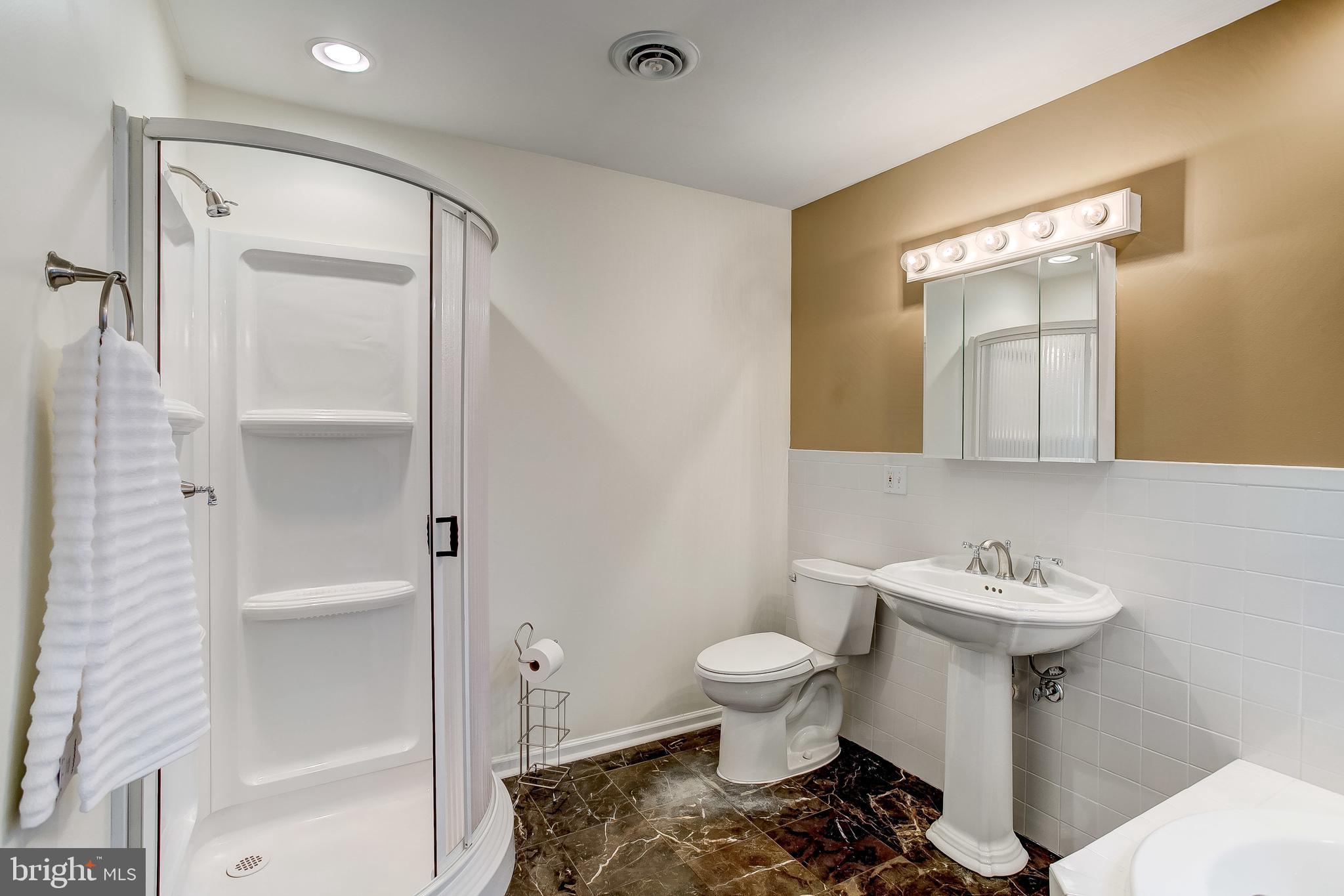 CHESAPEAKE TERRACE - Residential