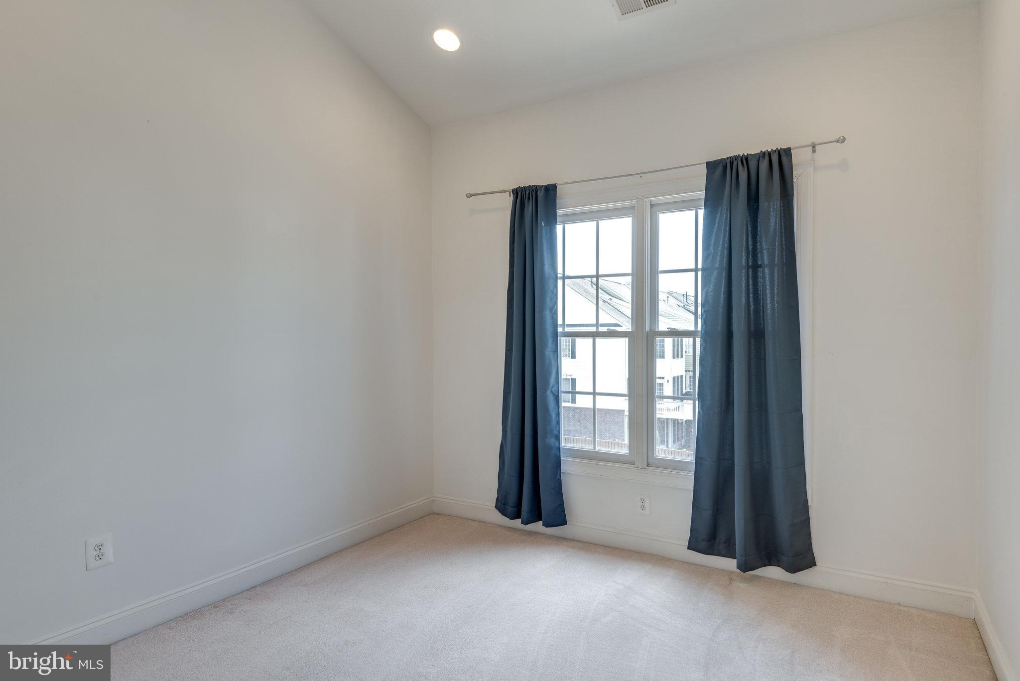 PIEDMONT SOUTH - Residential Lease