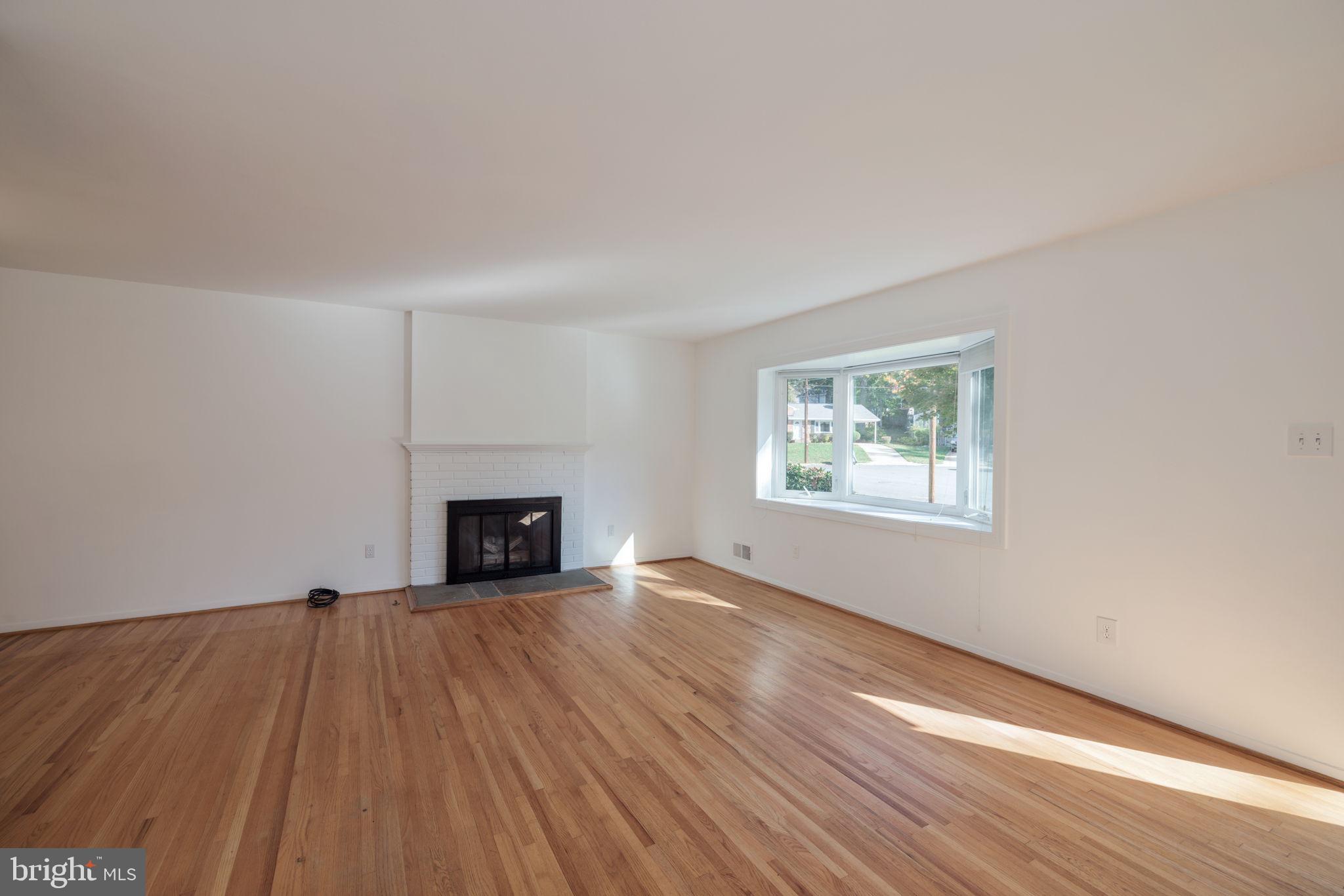 NORTH SPRINGFIELD - Residential Lease