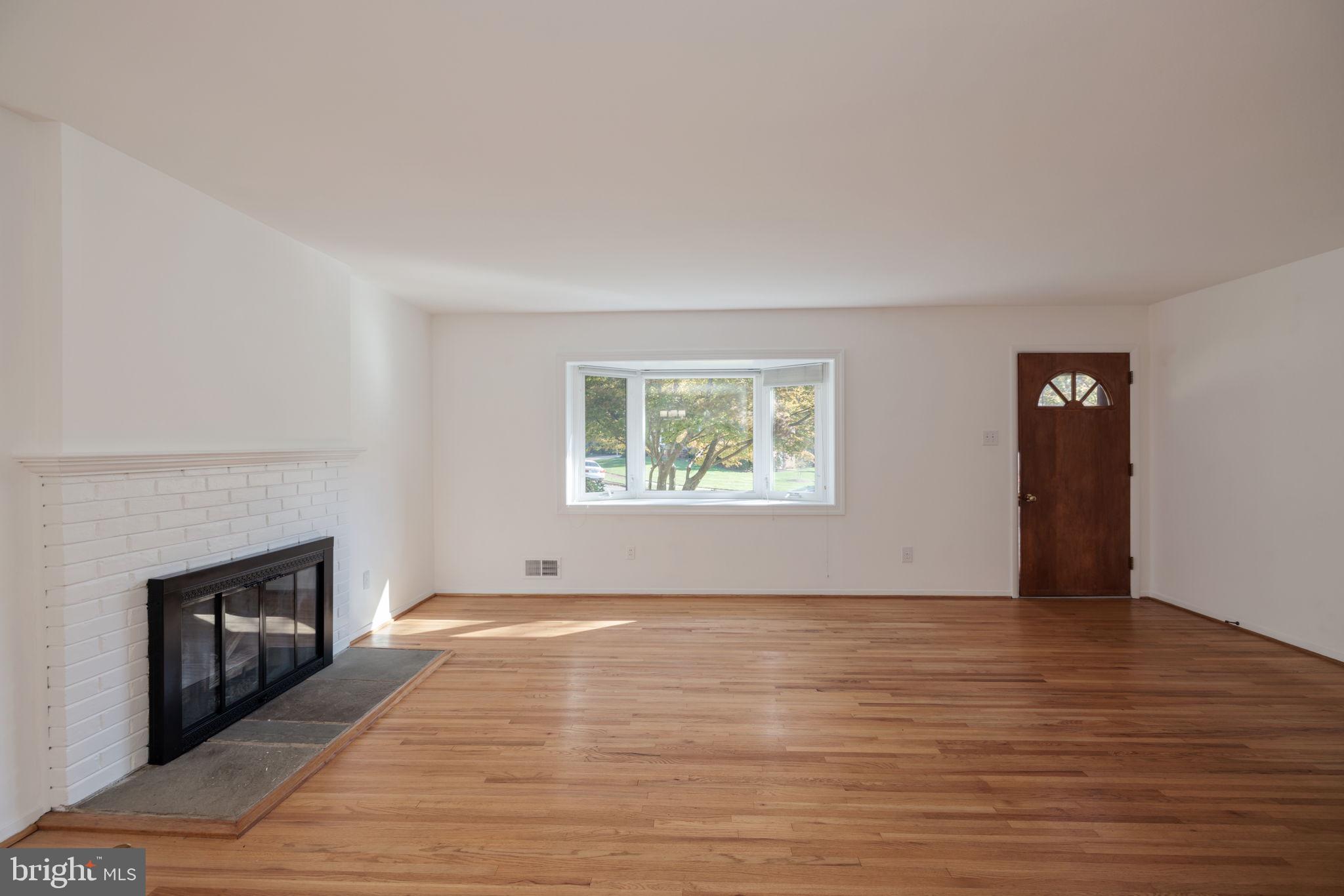 NORTH SPRINGFIELD - Residential Lease