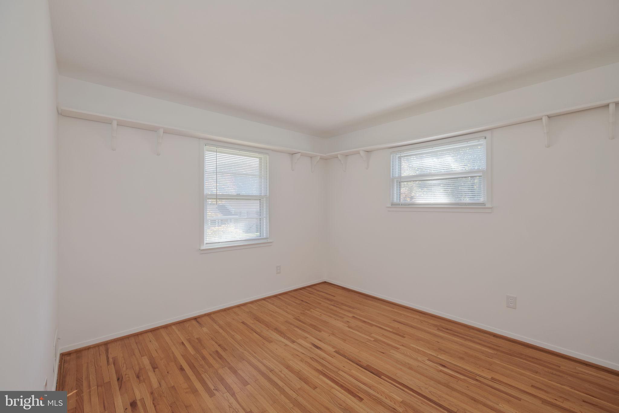 NORTH SPRINGFIELD - Residential Lease