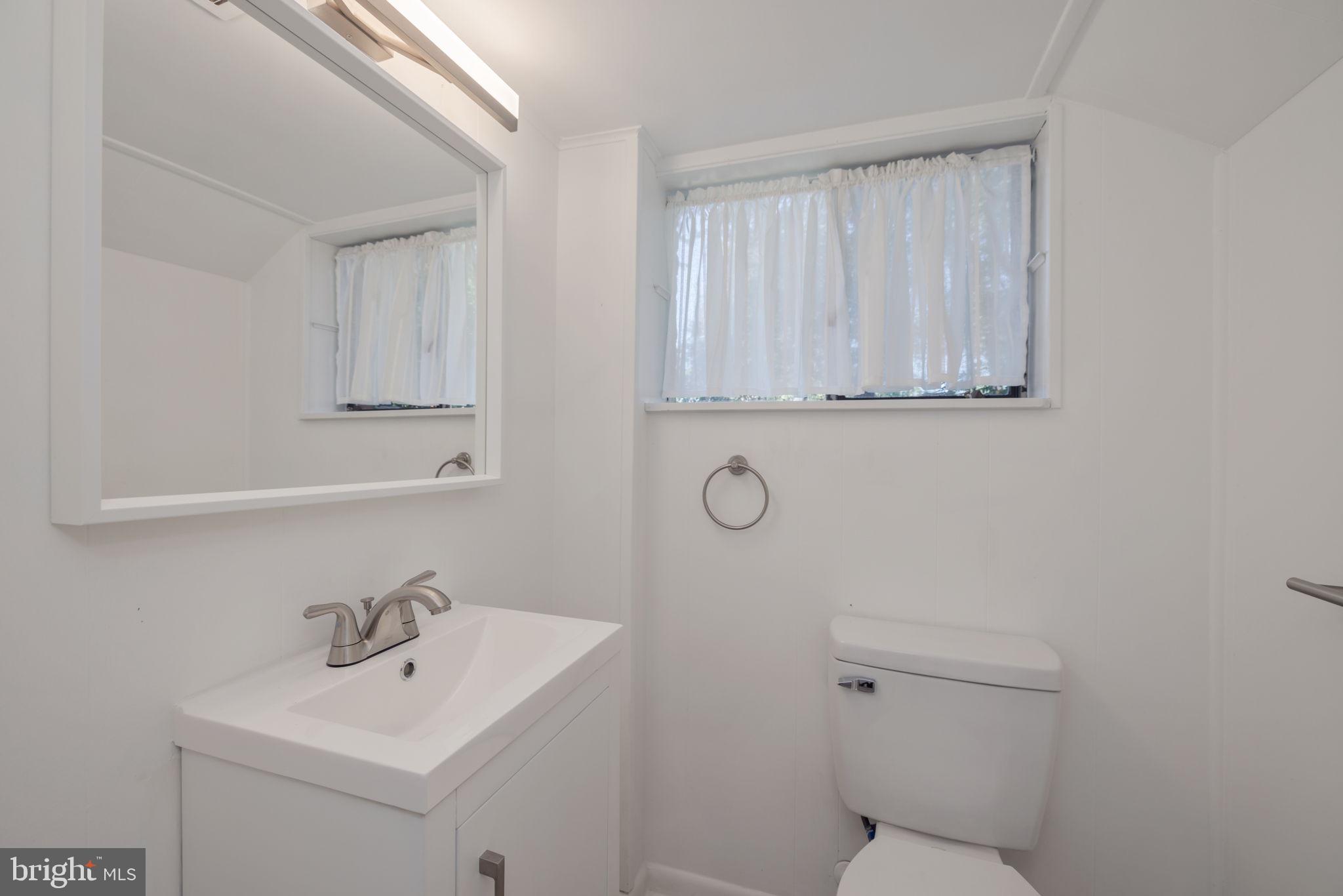 NORTH SPRINGFIELD - Residential Lease