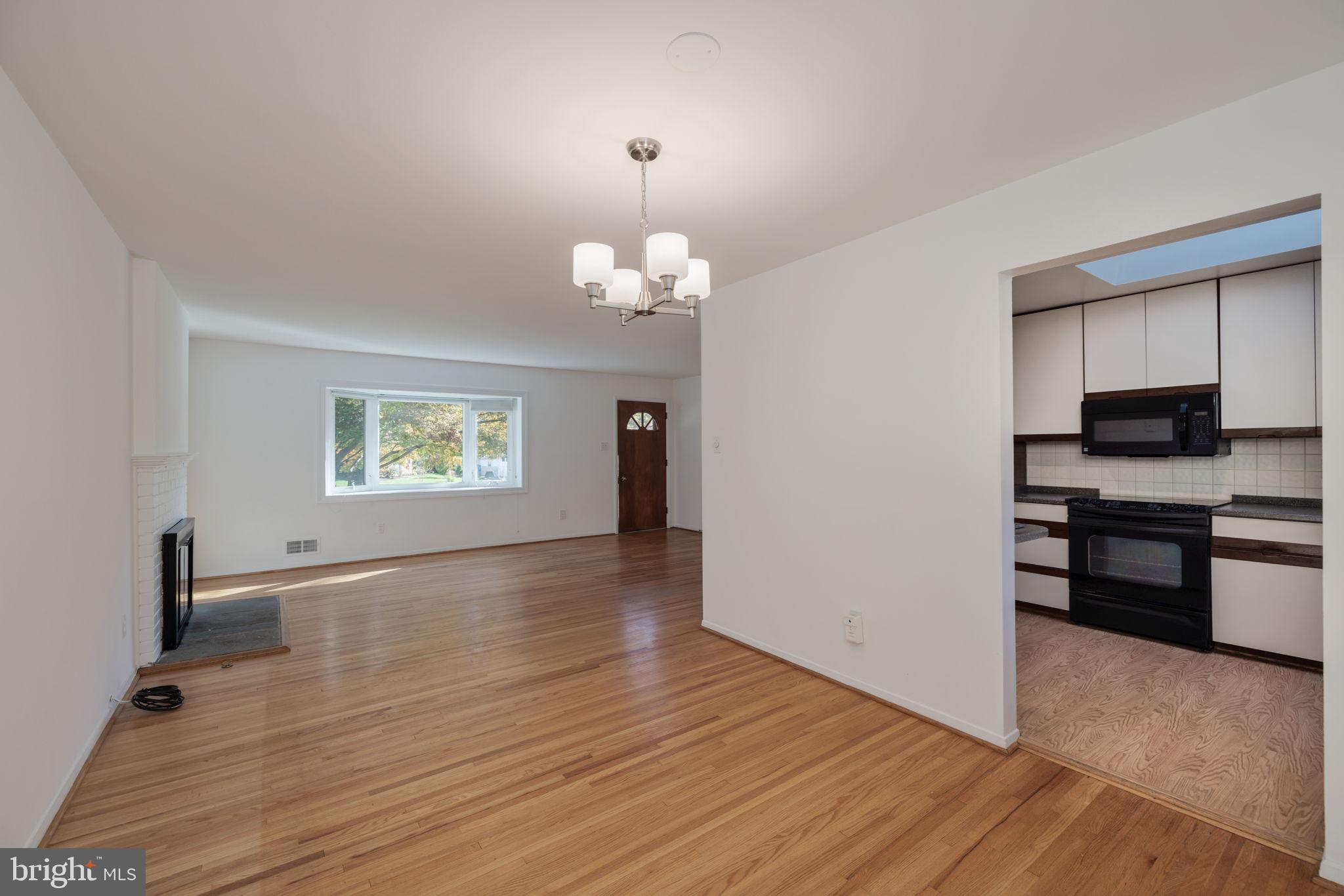 NORTH SPRINGFIELD - Residential Lease