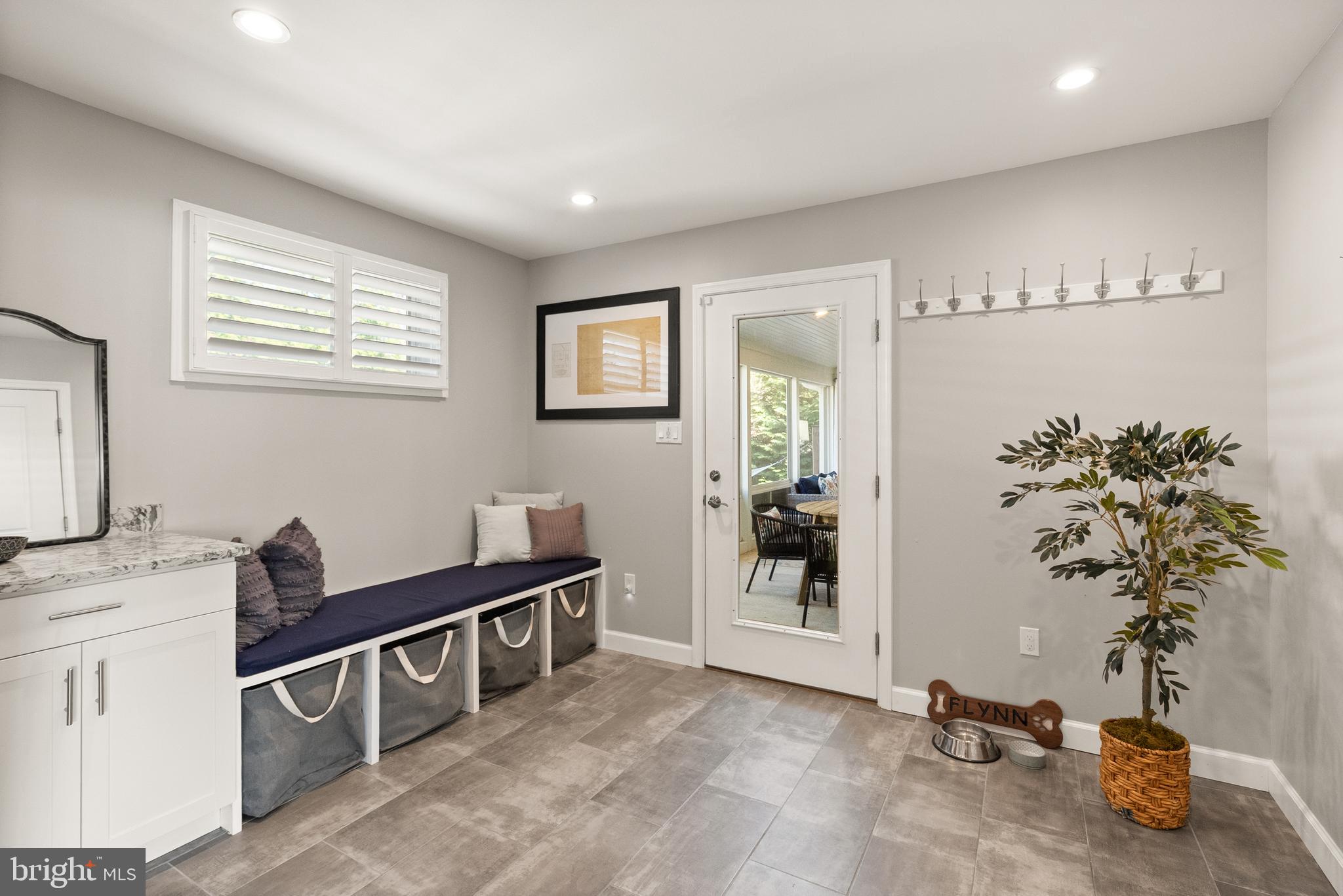 EL NIDO - Residential