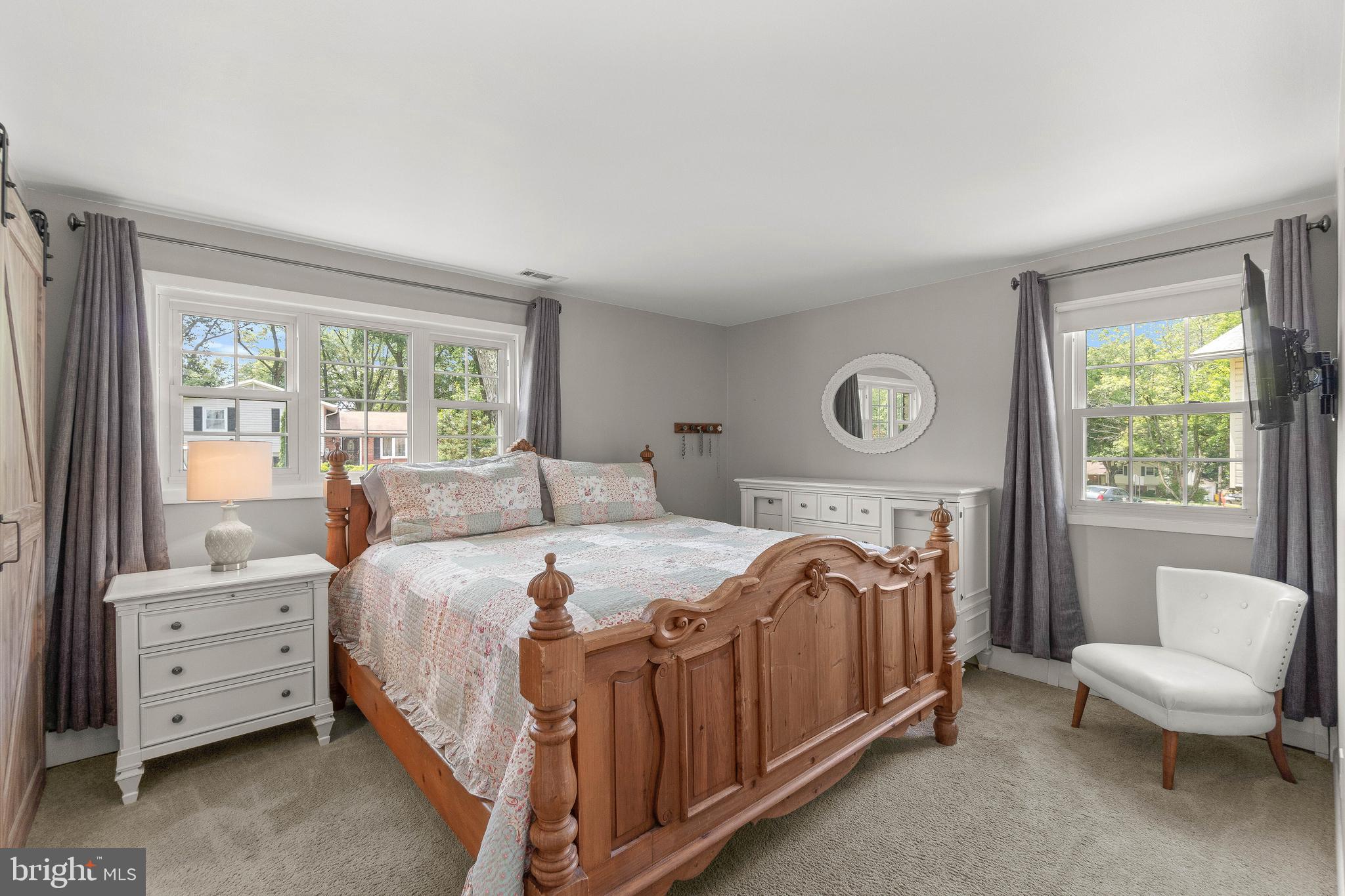 MAPLE RIDGE - Residential