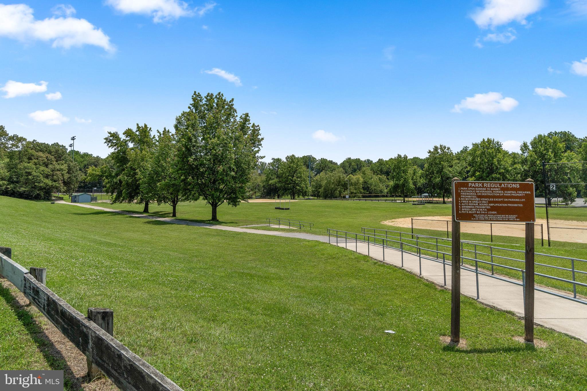 MAPLE RIDGE - Residential