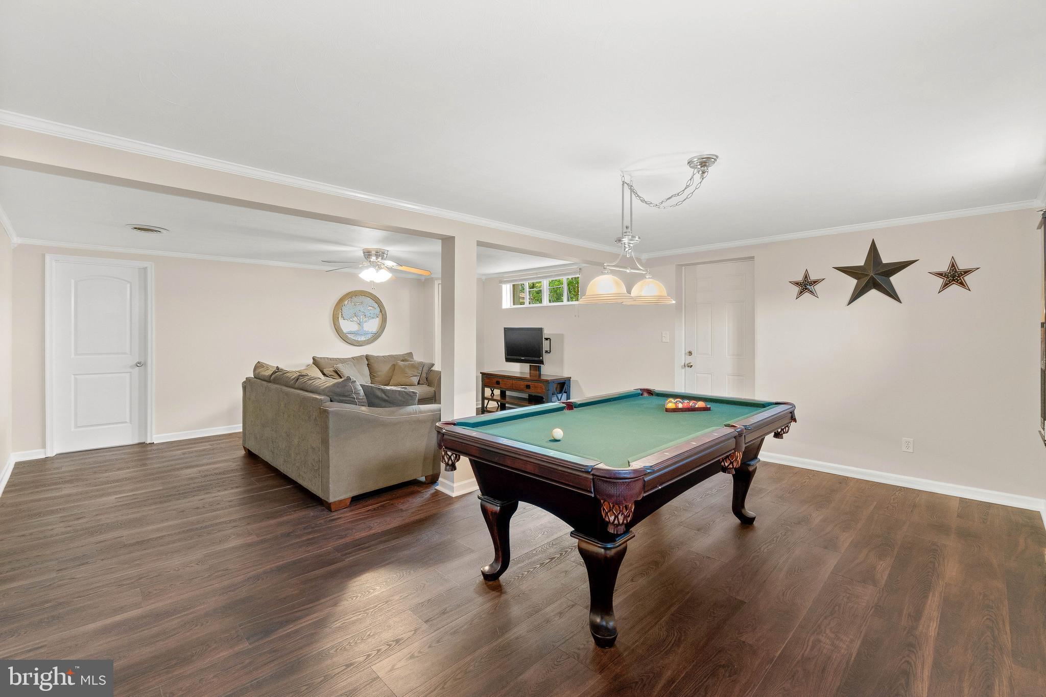 MAPLE RIDGE - Residential