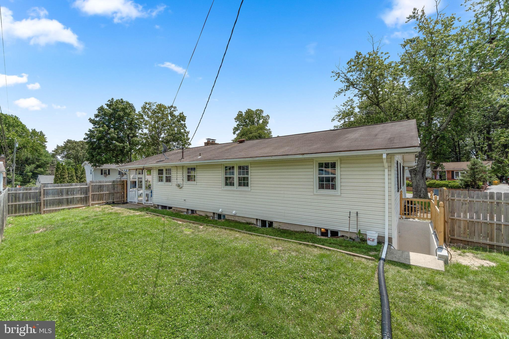 MAPLE RIDGE - Residential