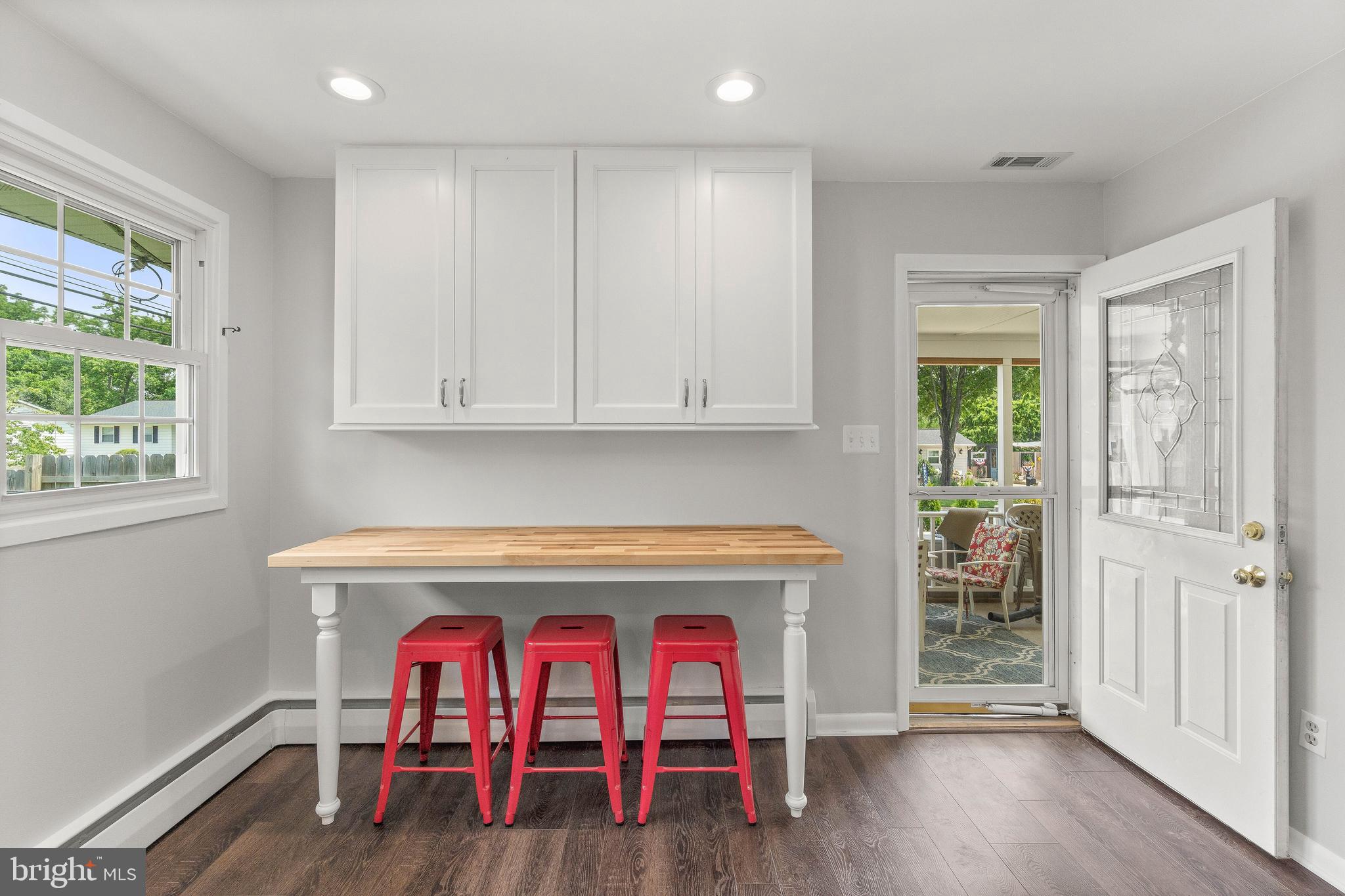 MAPLE RIDGE - Residential