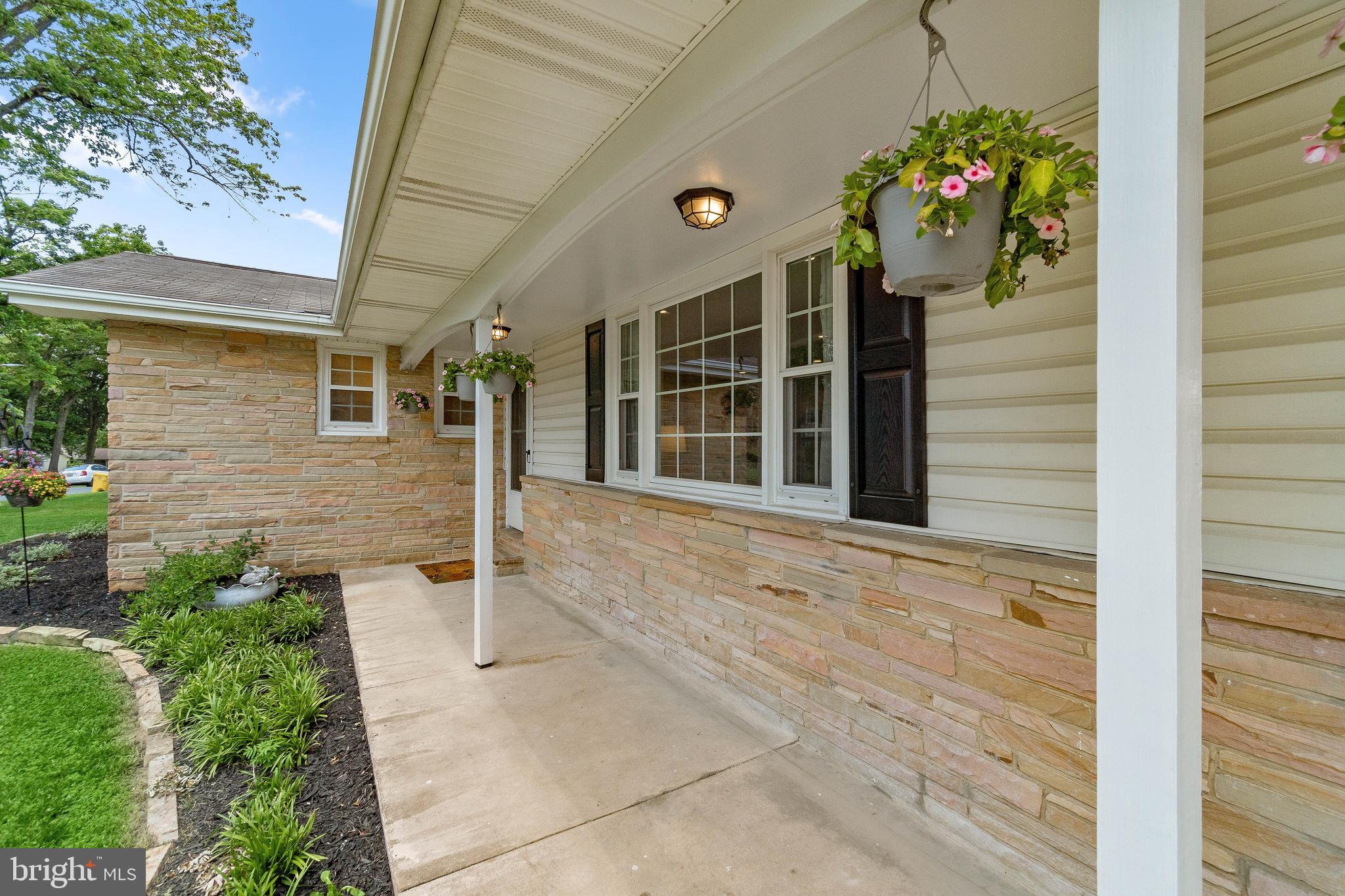 MAPLE RIDGE - Residential