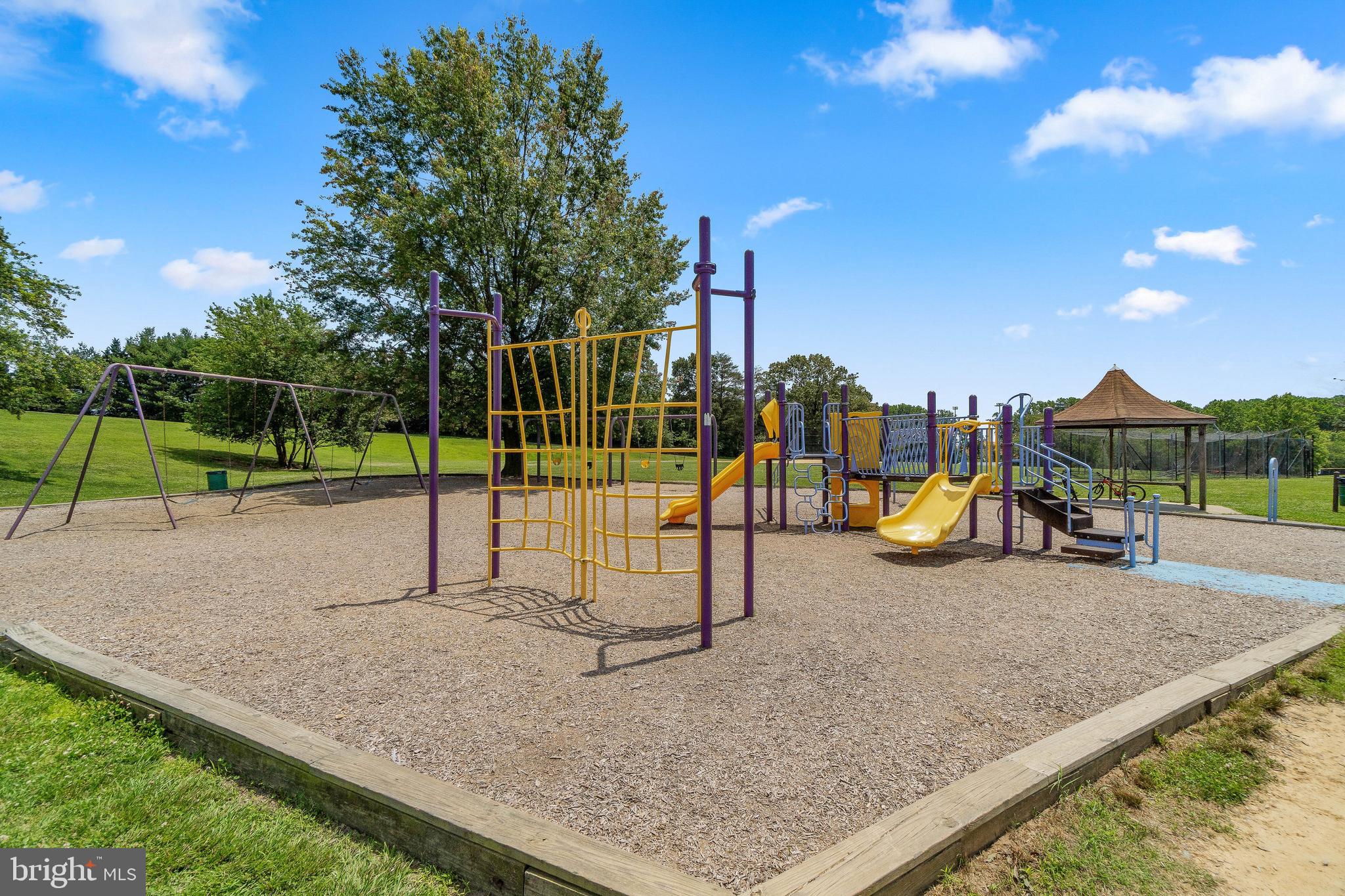 MAPLE RIDGE - Residential